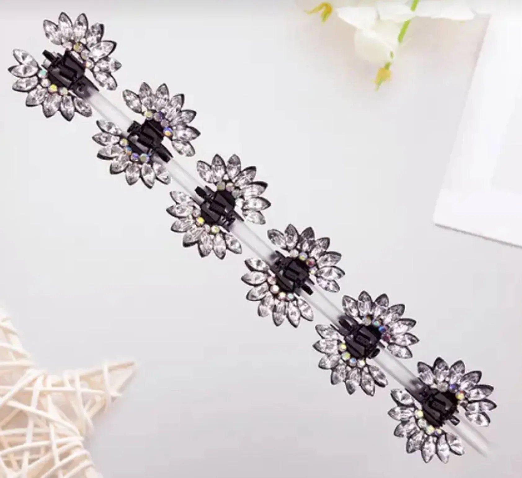 HAPPY00000 16 SC - F   Small Metal Flower Hair Claw  2CM  (1X2)