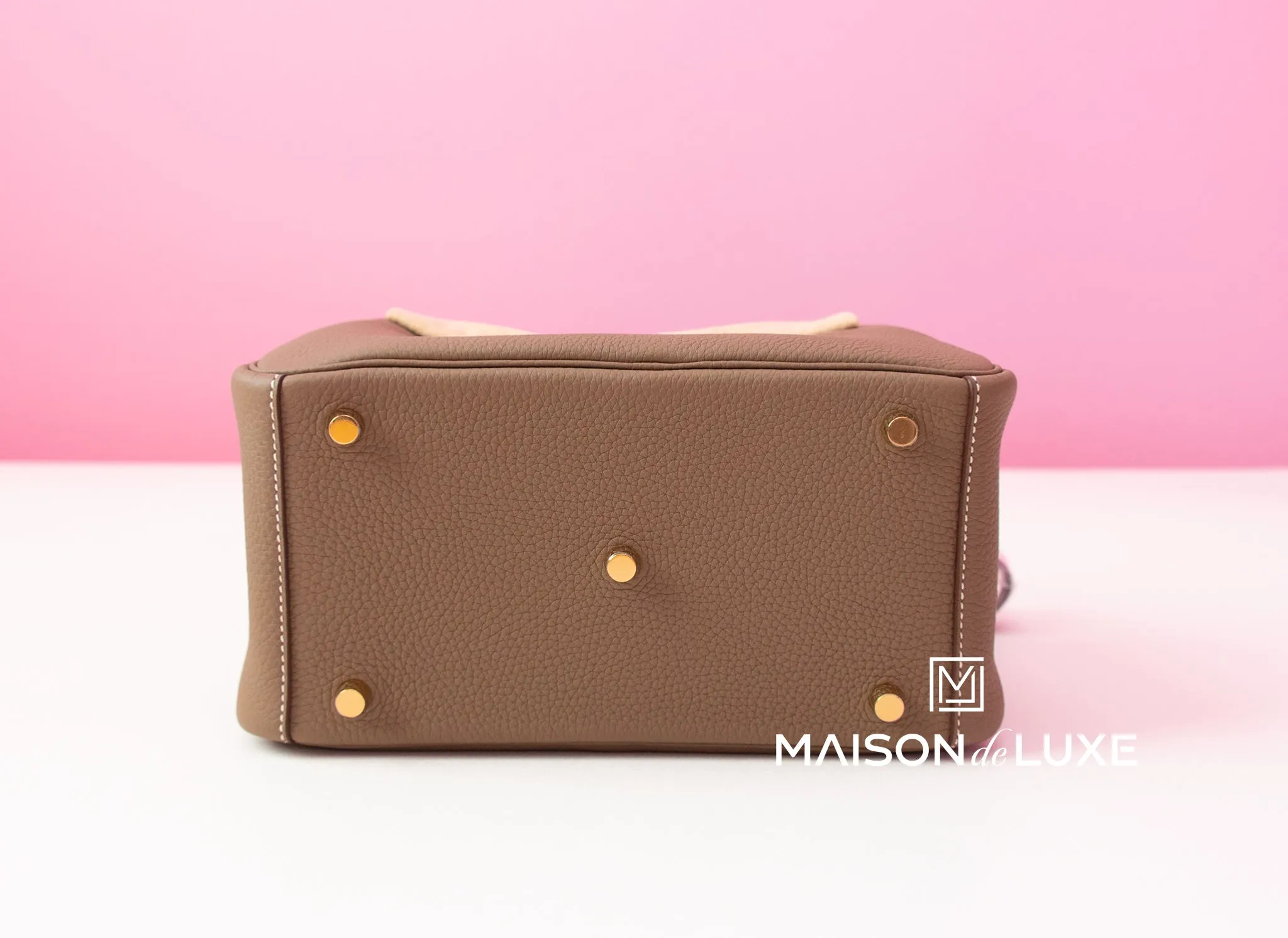 Hermes Etoupe Clemence Lindy 26 Handbag