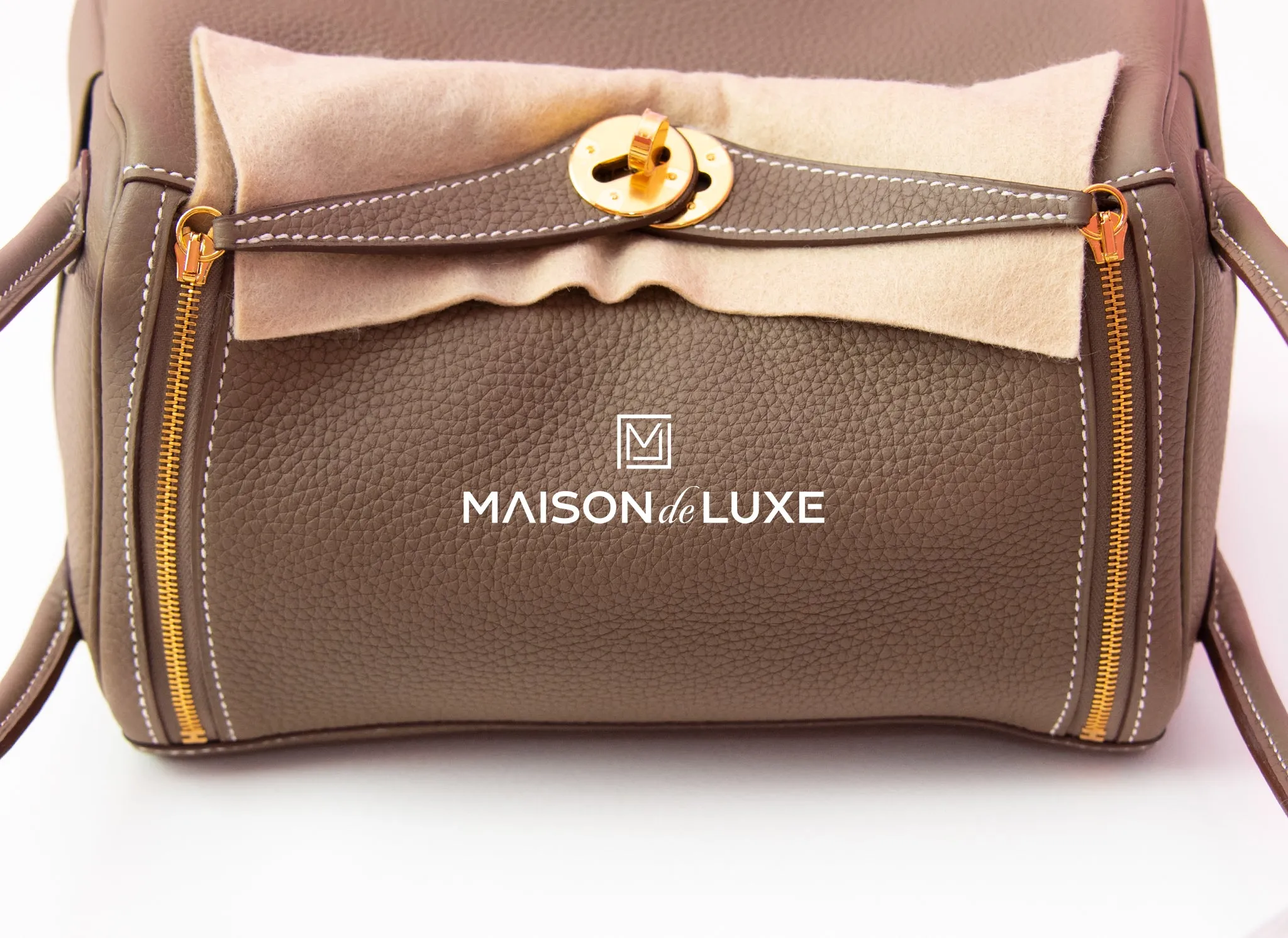 Hermes Etoupe Clemence Lindy 26 Handbag