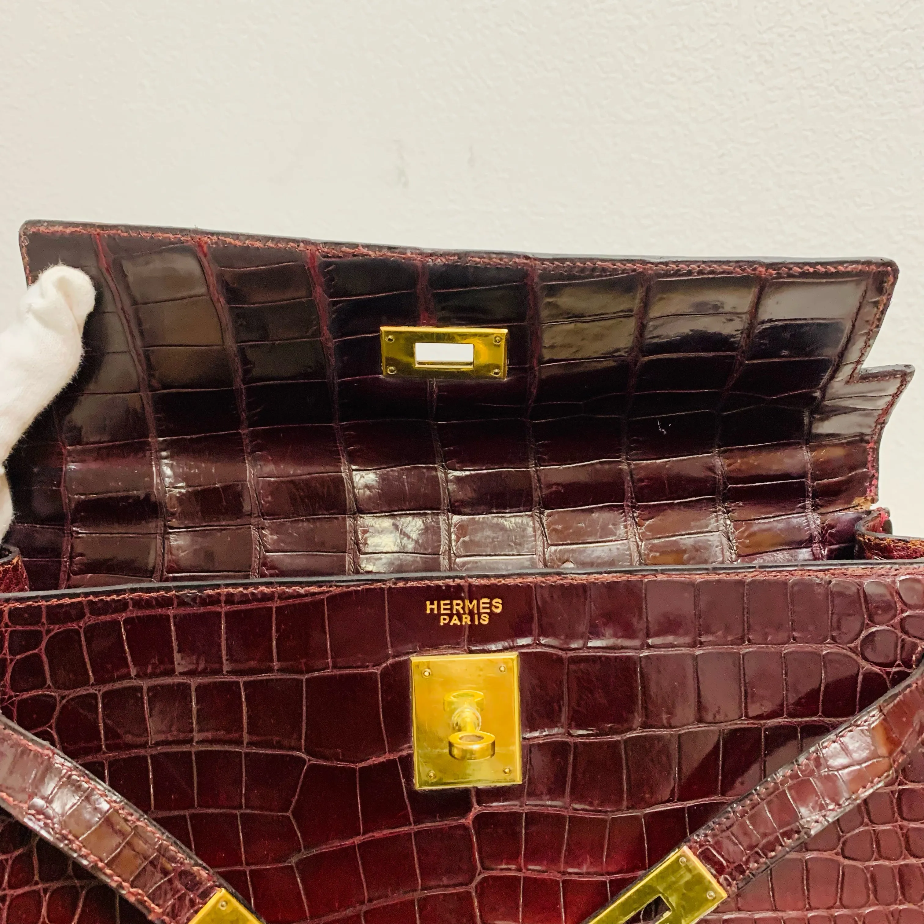 Hermes Vintage Alligator Kelly Sellier Satchel
