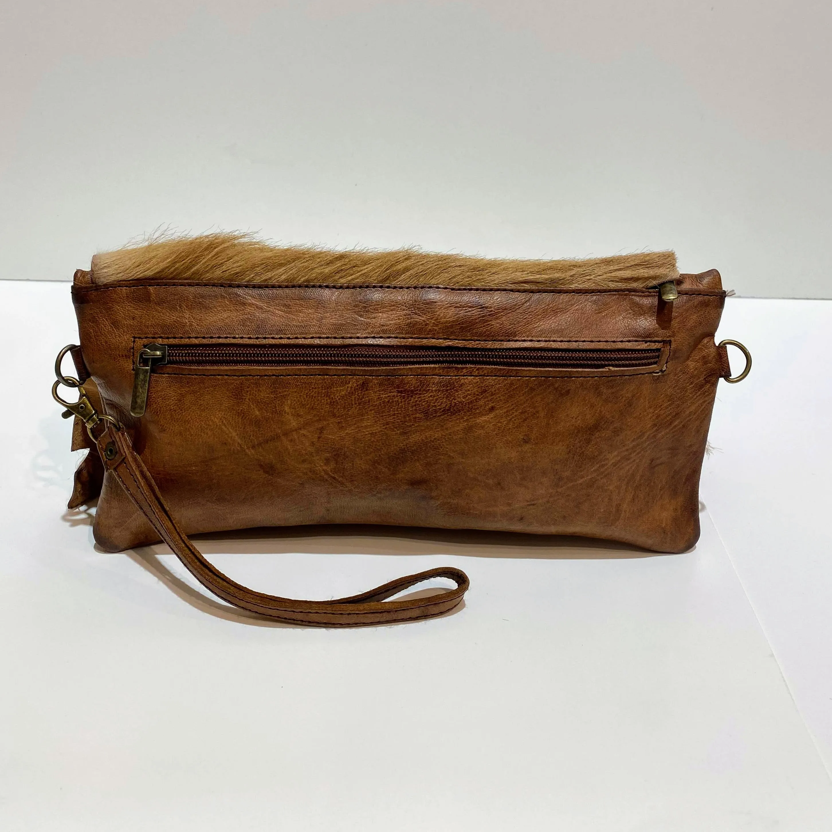 HIDE CLUTCH BAG