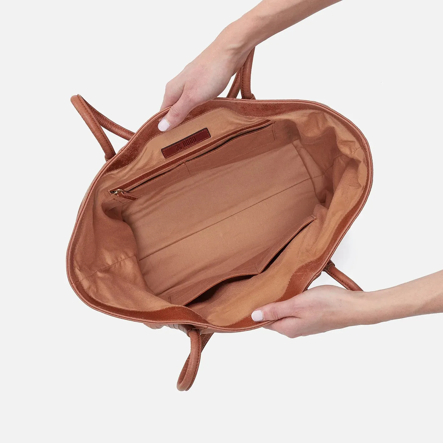 Hobo Phoebe Tote Saddle