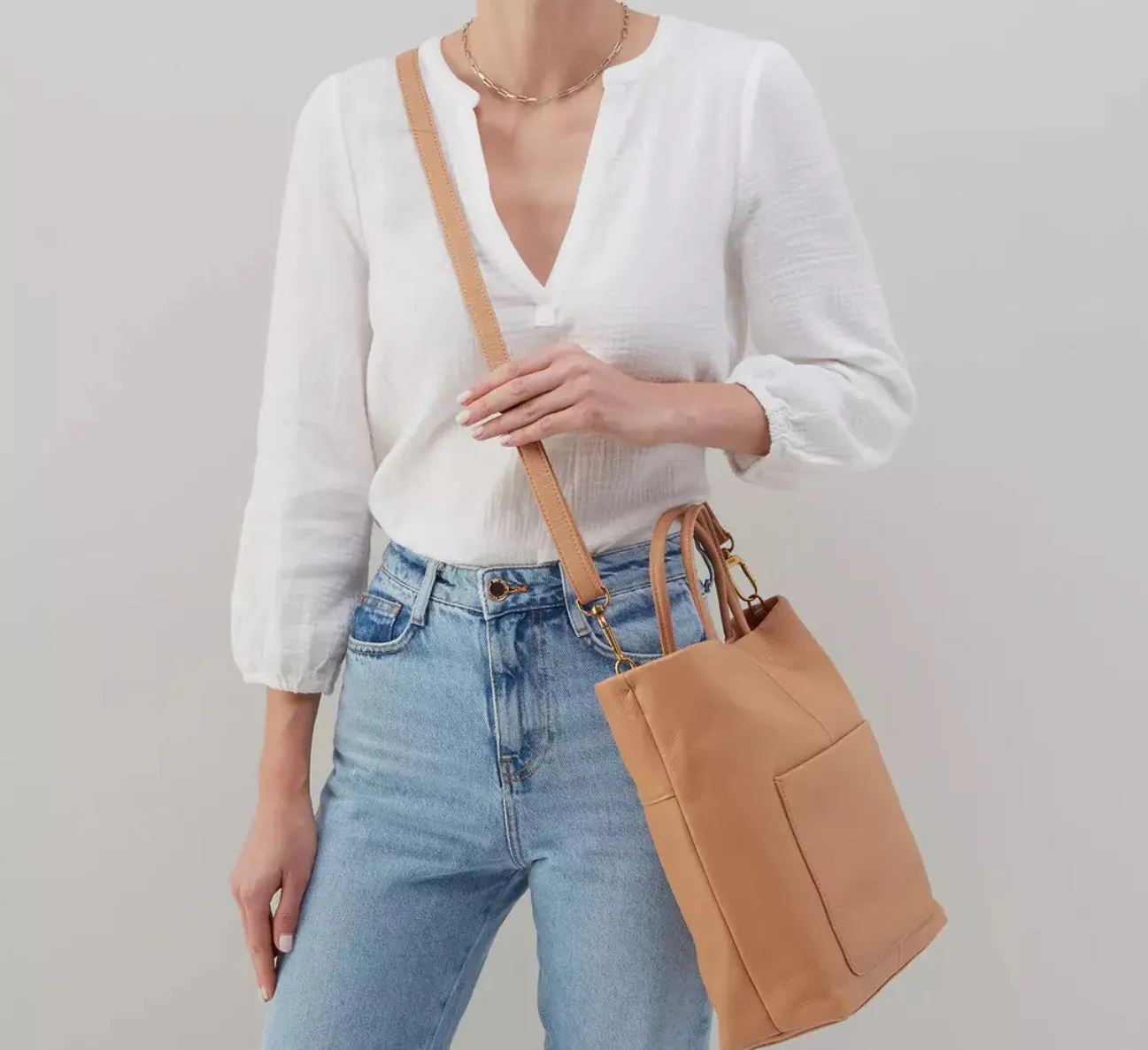 Hobo TRIPP Tote - Sandstorm