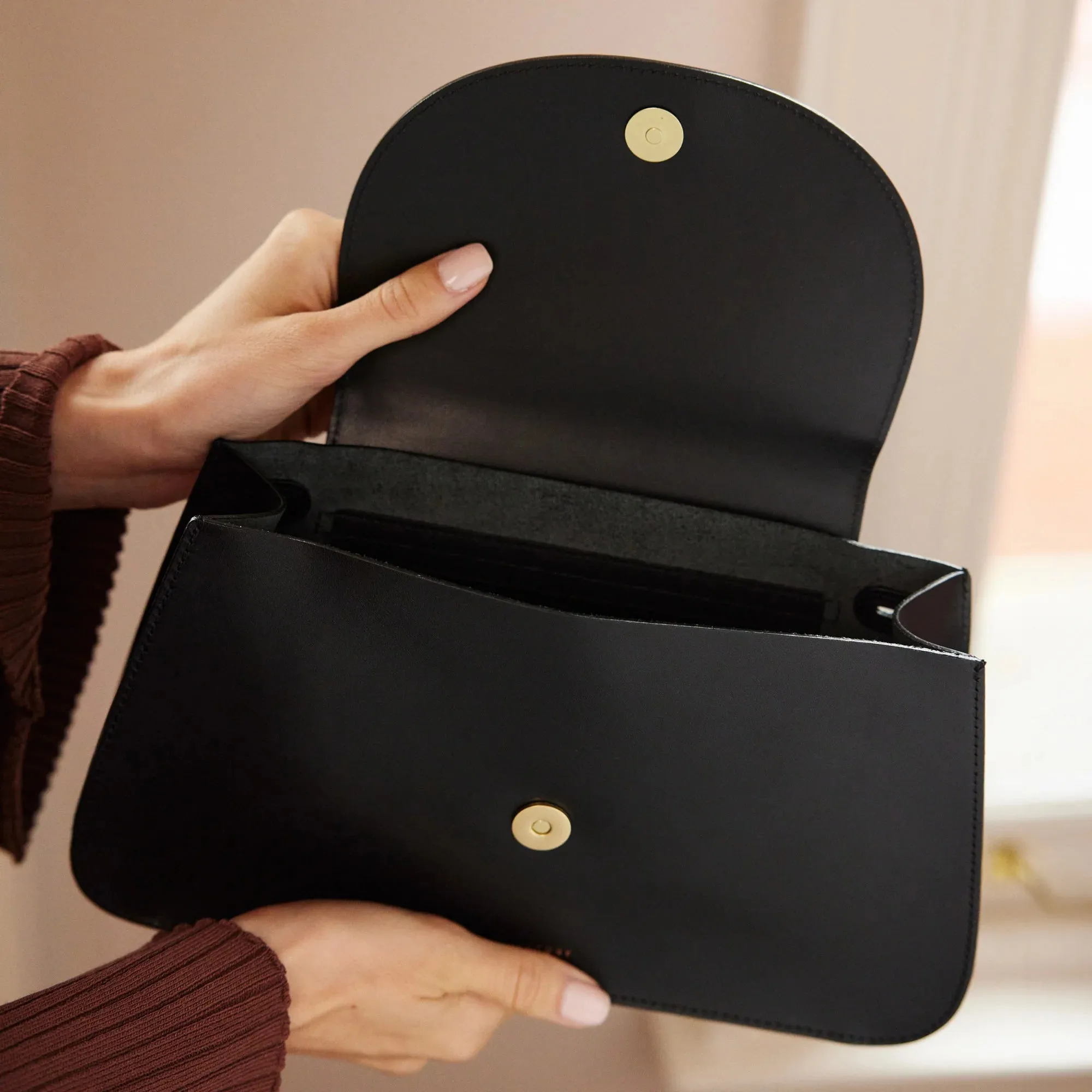 Horizon Crossbody