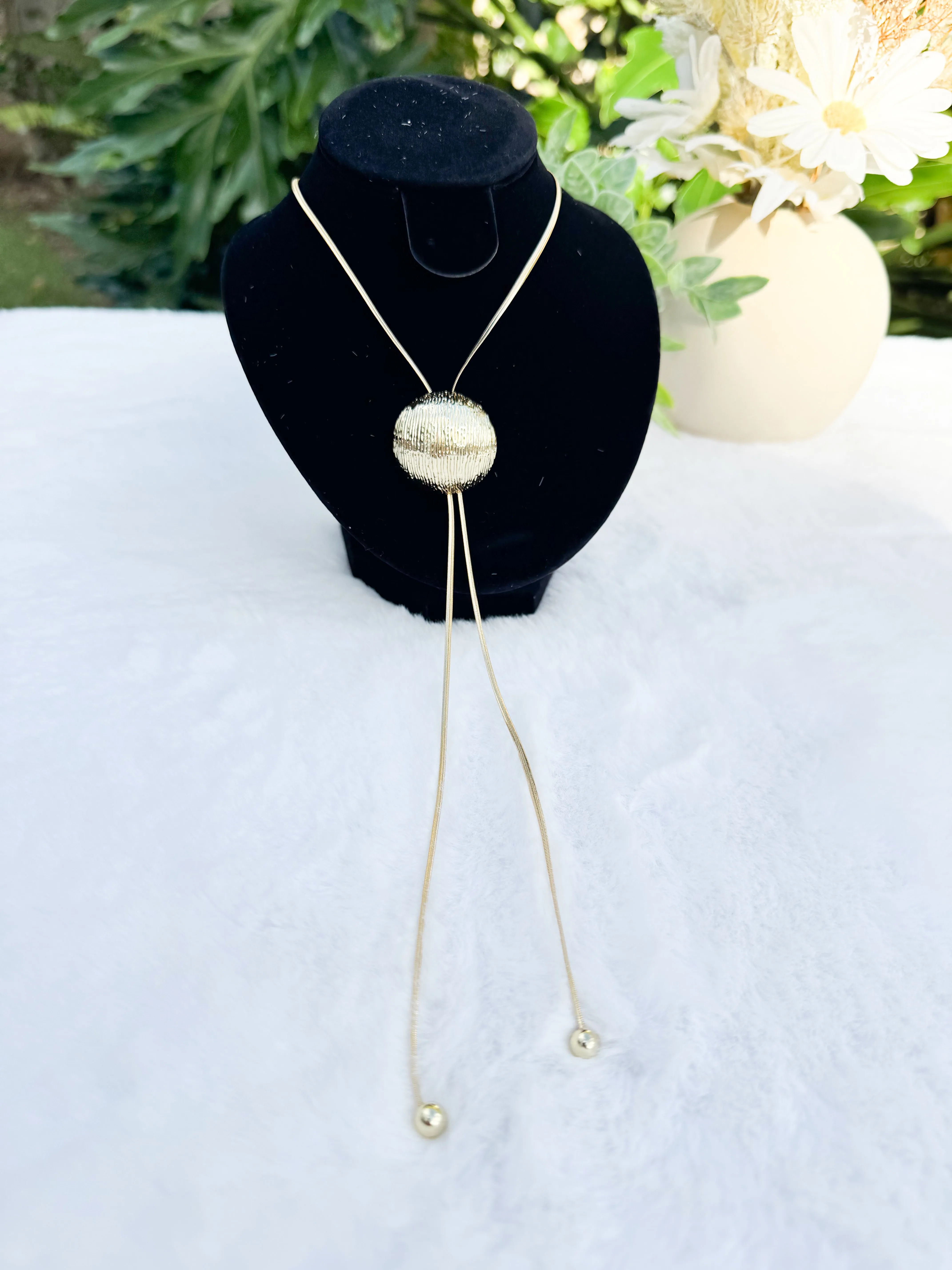 Isabella lariat necklace