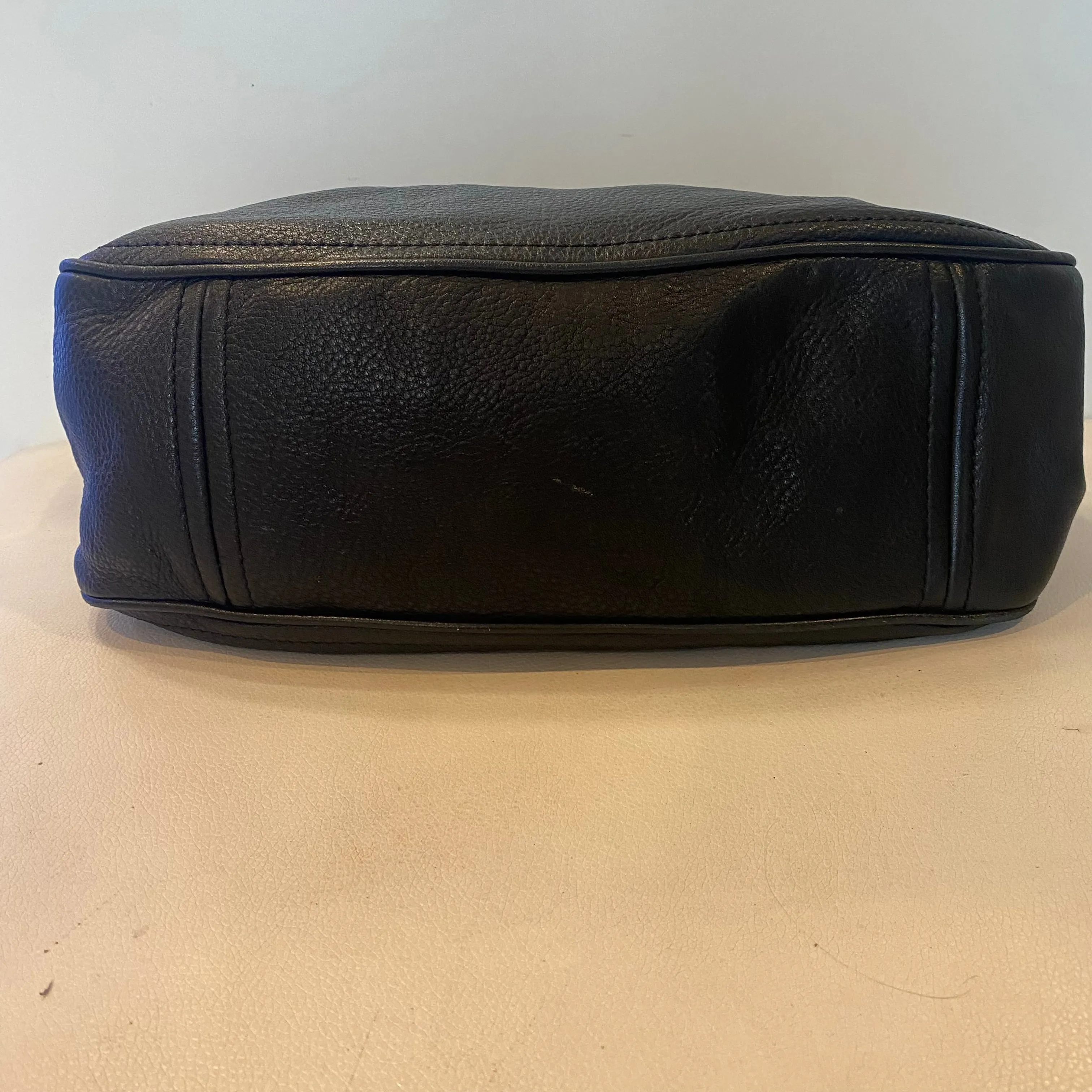 KATE SPADE New York Pine Street Finley Shoulder Bag Black