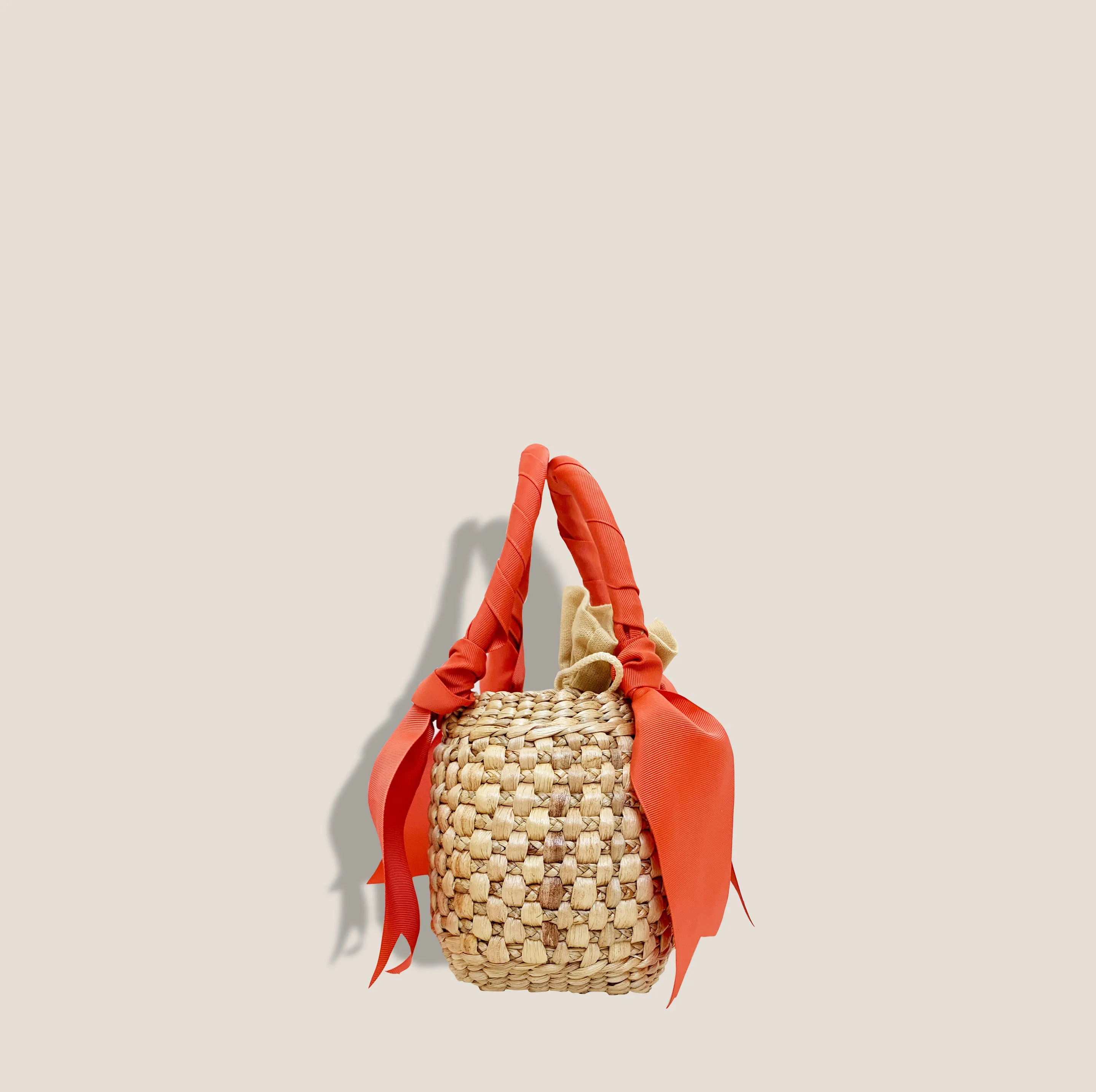 LA BOMBE