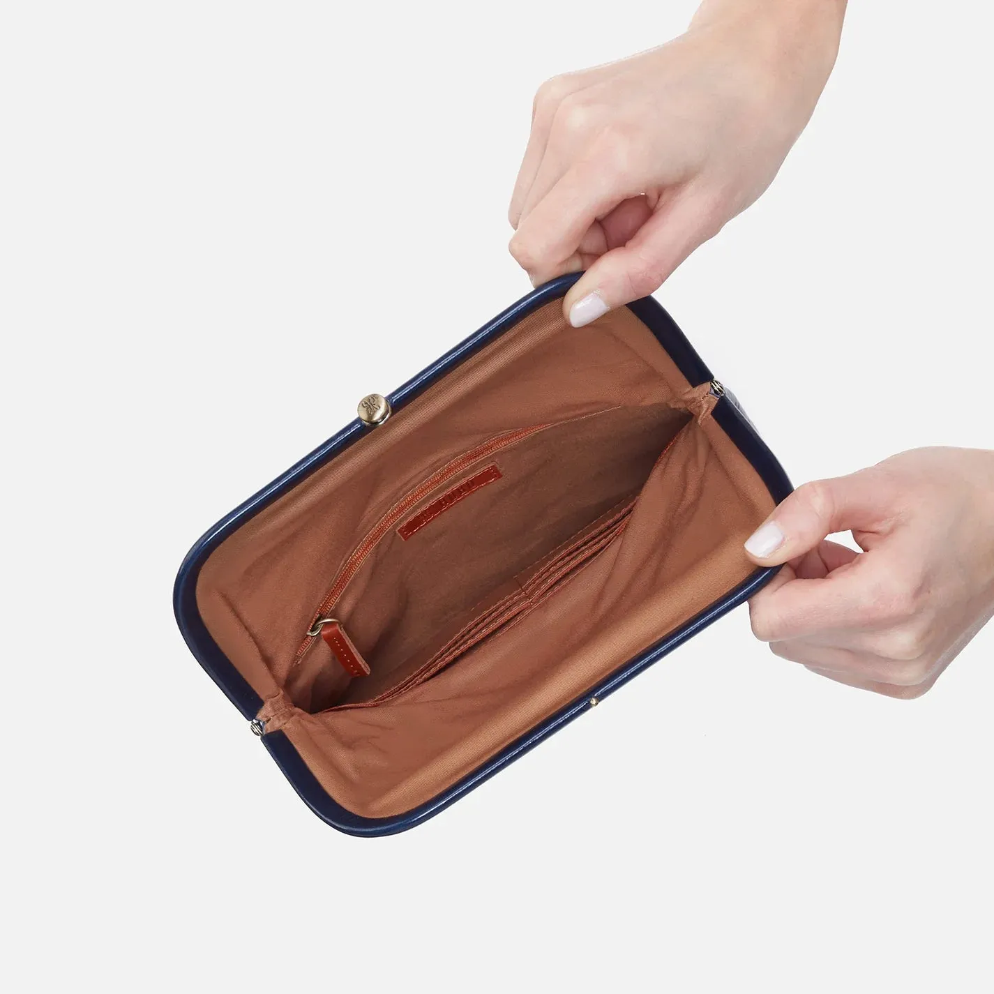 Lauren Wristlet In Polished Leather