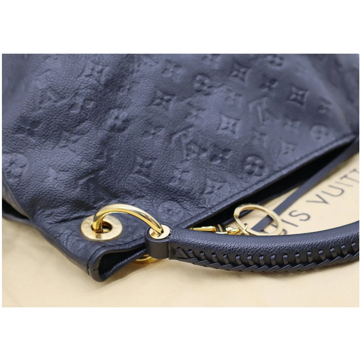 LOUIS VUITTON Artsy MM Empreinte Leather Shoulder Bag Black