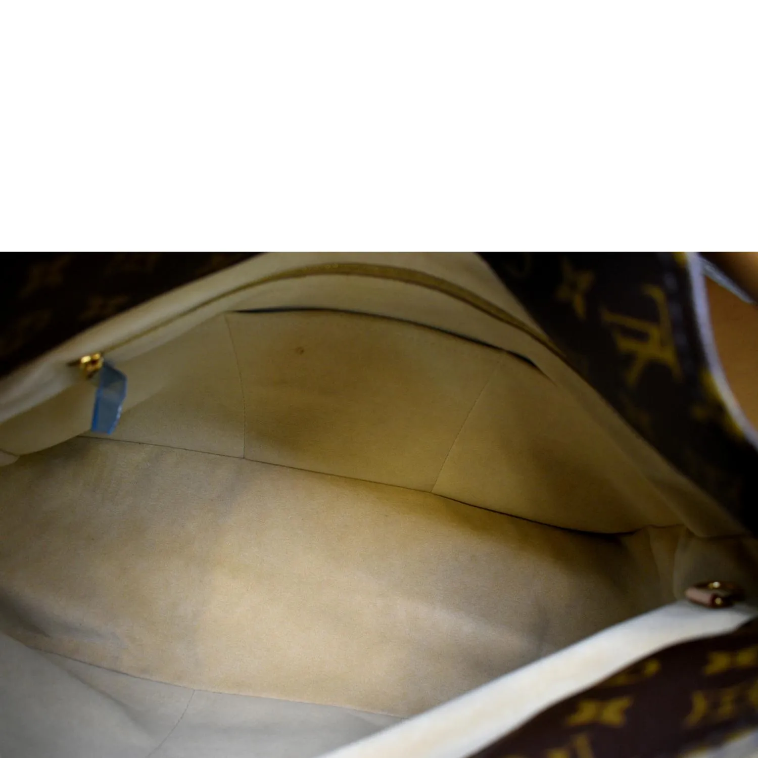 LOUIS VUITTON  Artsy MM Monogram Canvas Hobo Bag Brown