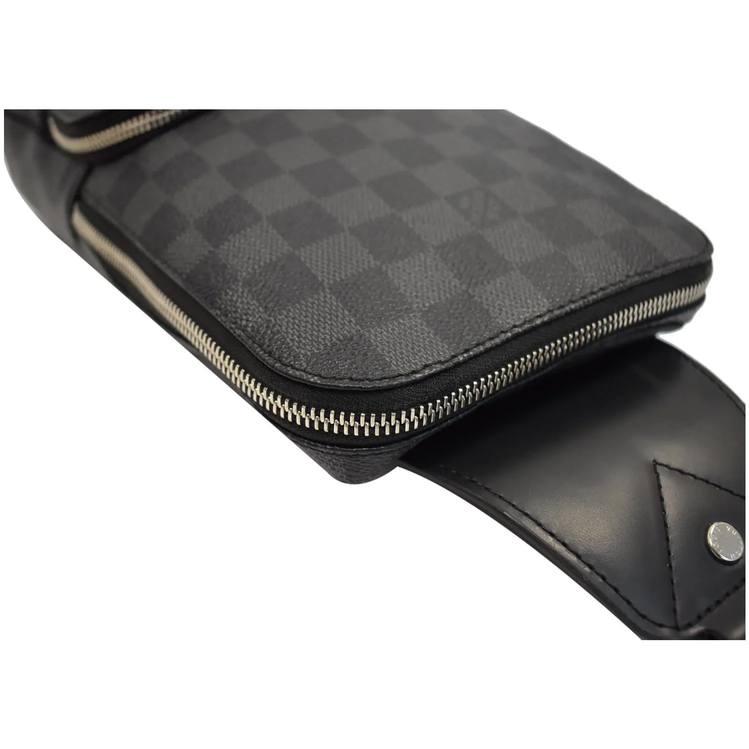 LOUIS VUITTON Avenue Sling Damier Graphite Crossbody Bag Black
