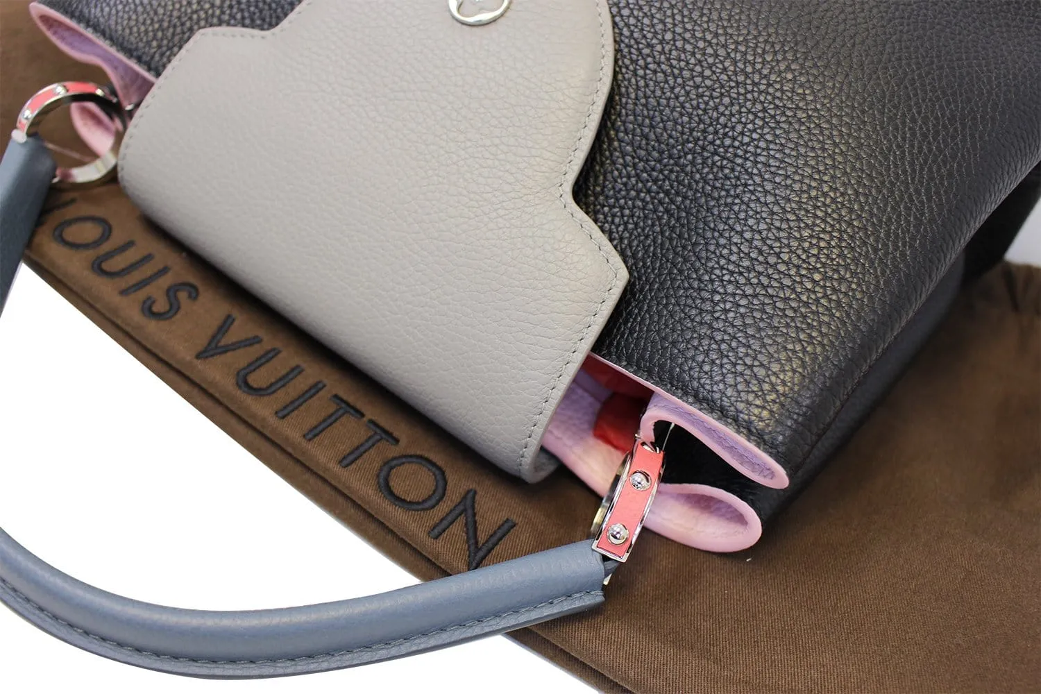 LOUIS VUITTON Black Taurillon Leather Capucines MM Bag