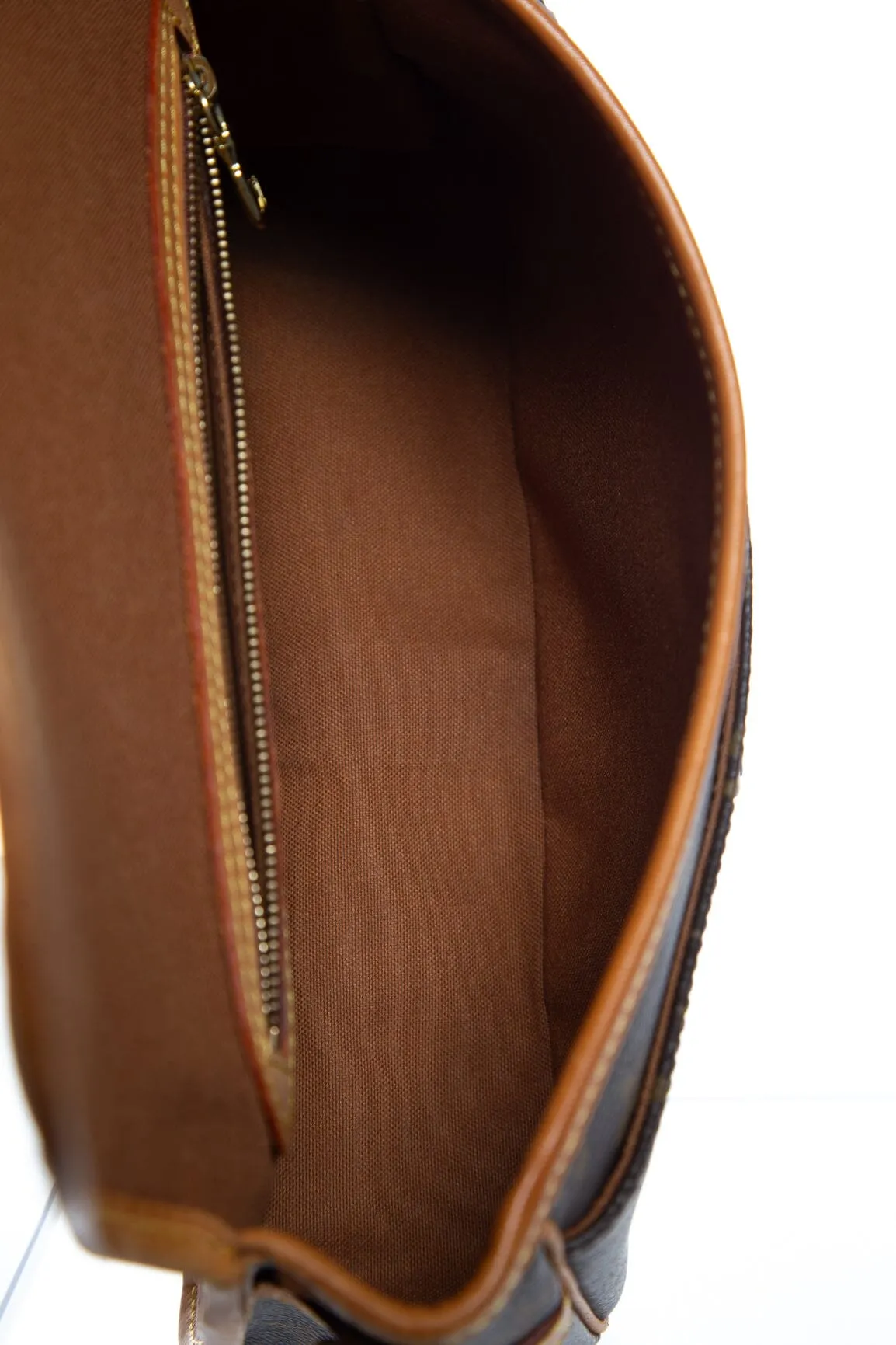 Louis Vuitton Brown Canvas Monogram Sologne Handbag