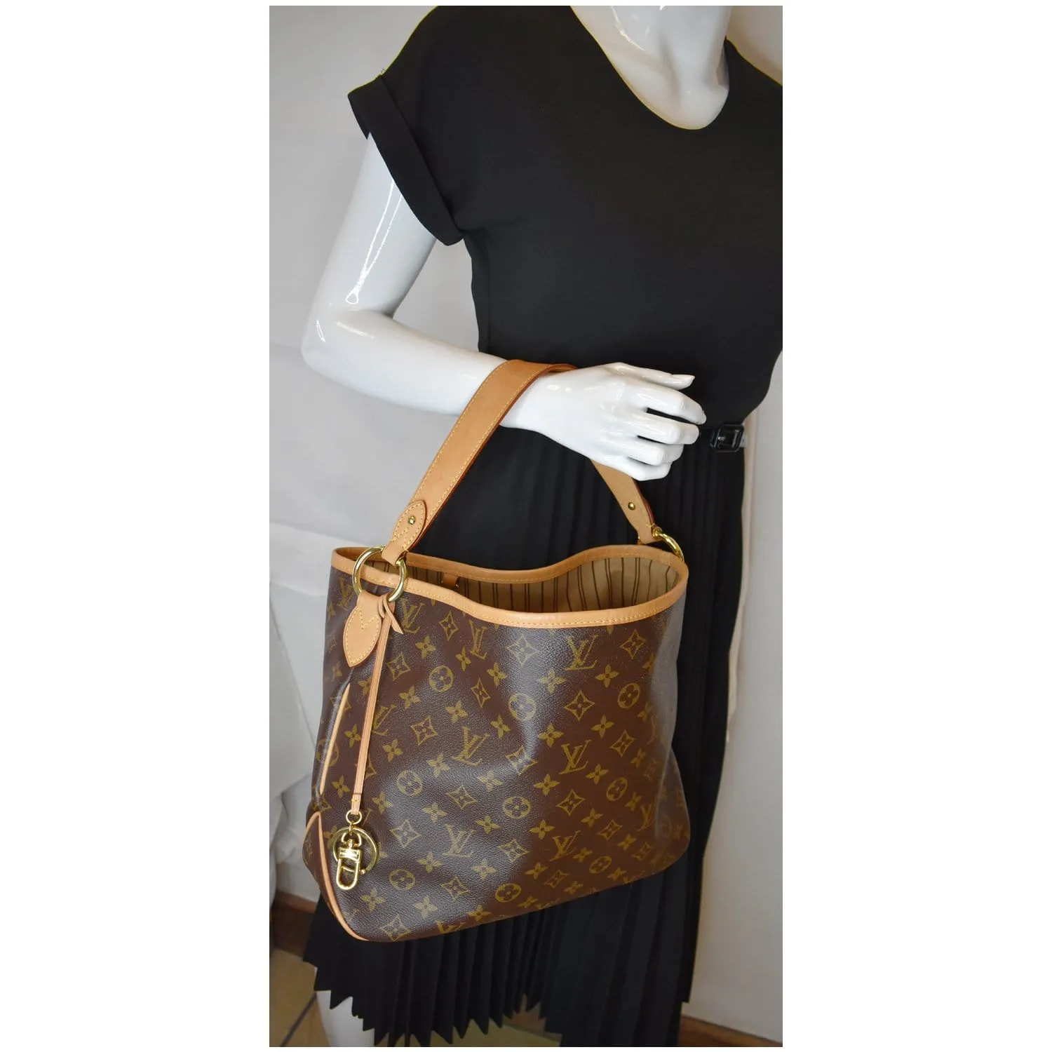 LOUIS VUITTON Delightful PM Monogram Canvas Hobo Bag Brown