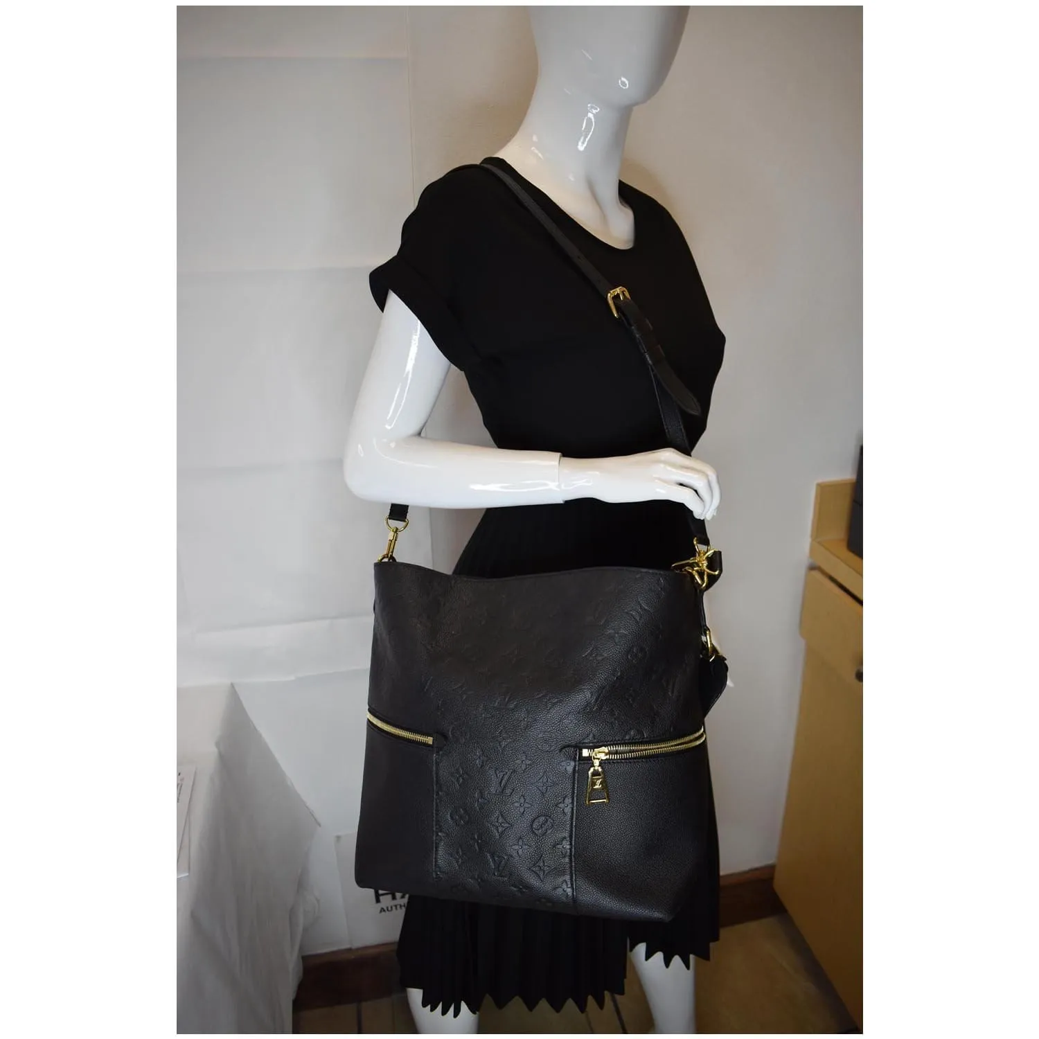 LOUIS VUITTON Melie Empreinte Leather Hobo Shoulder Bag Black