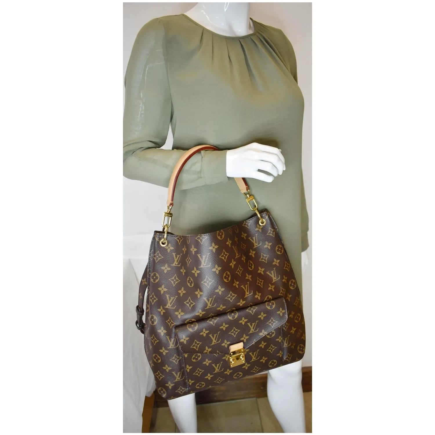 LOUIS VUITTON Metis Hobo Monogram Canvas Shoulder Bag Brown