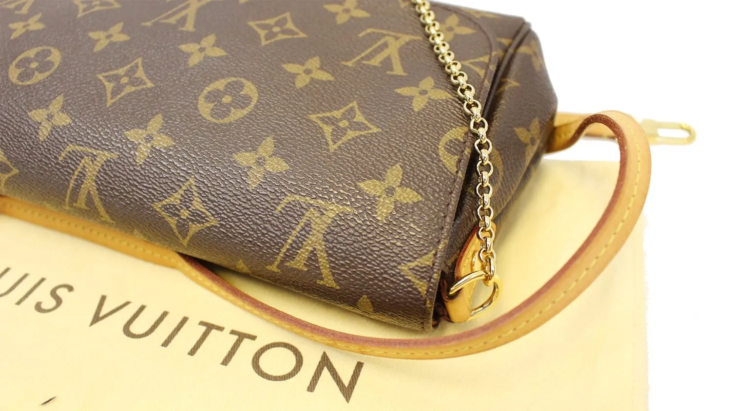 LOUIS VUITTON Monogram Canvas Favorite MM Crossbody Bag