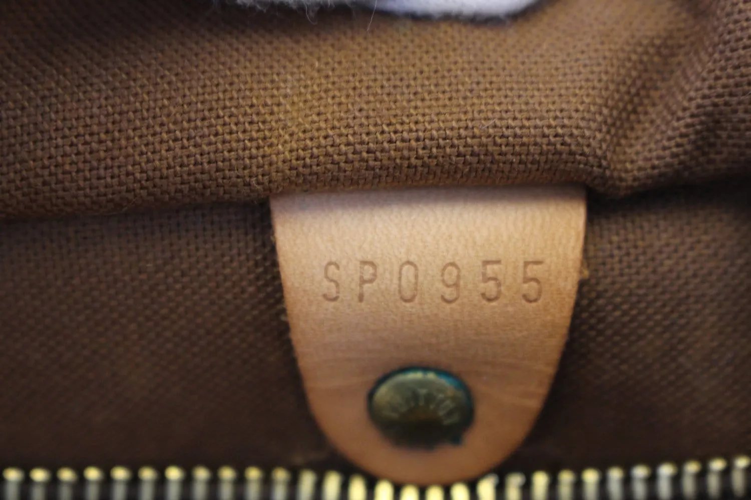 LOUIS VUITTON Monogram Canvas Speedy 25 Satchel Bag