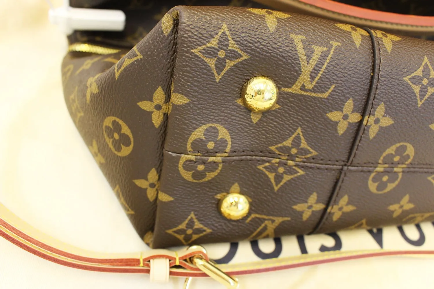 LOUIS VUITTON Monogram Melie Hobo Shoulder Bag