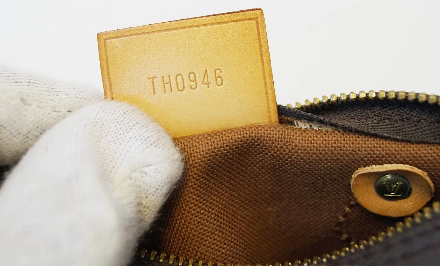 LOUIS VUITTON Monogram Mini Speedy Handbag