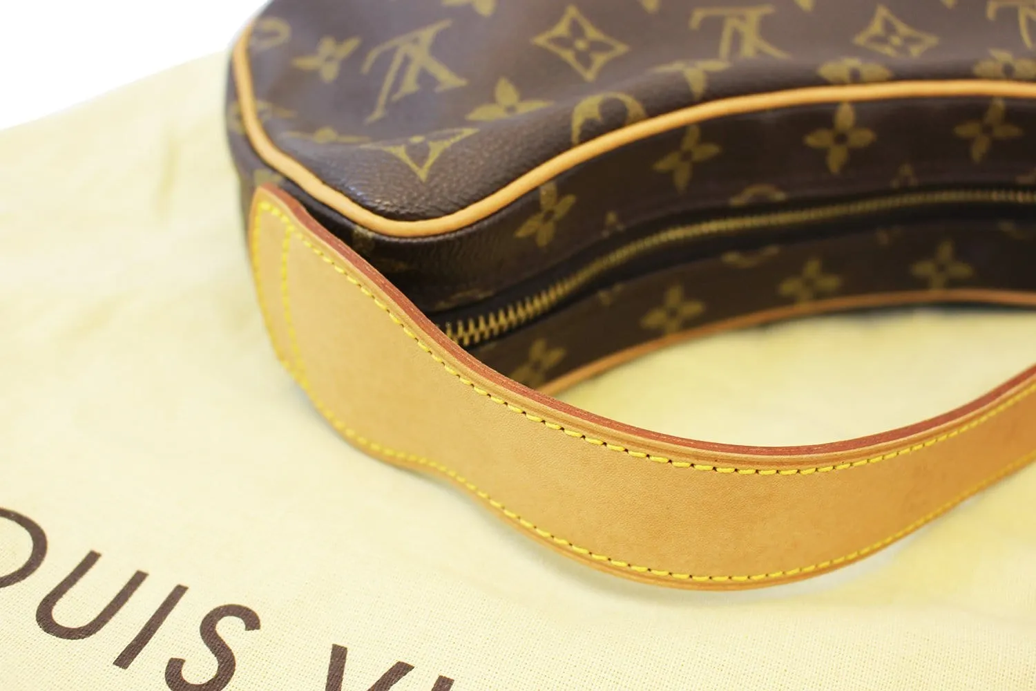 LOUIS VUITTON Monogram Pochette Croissant MM Shoulder Bag