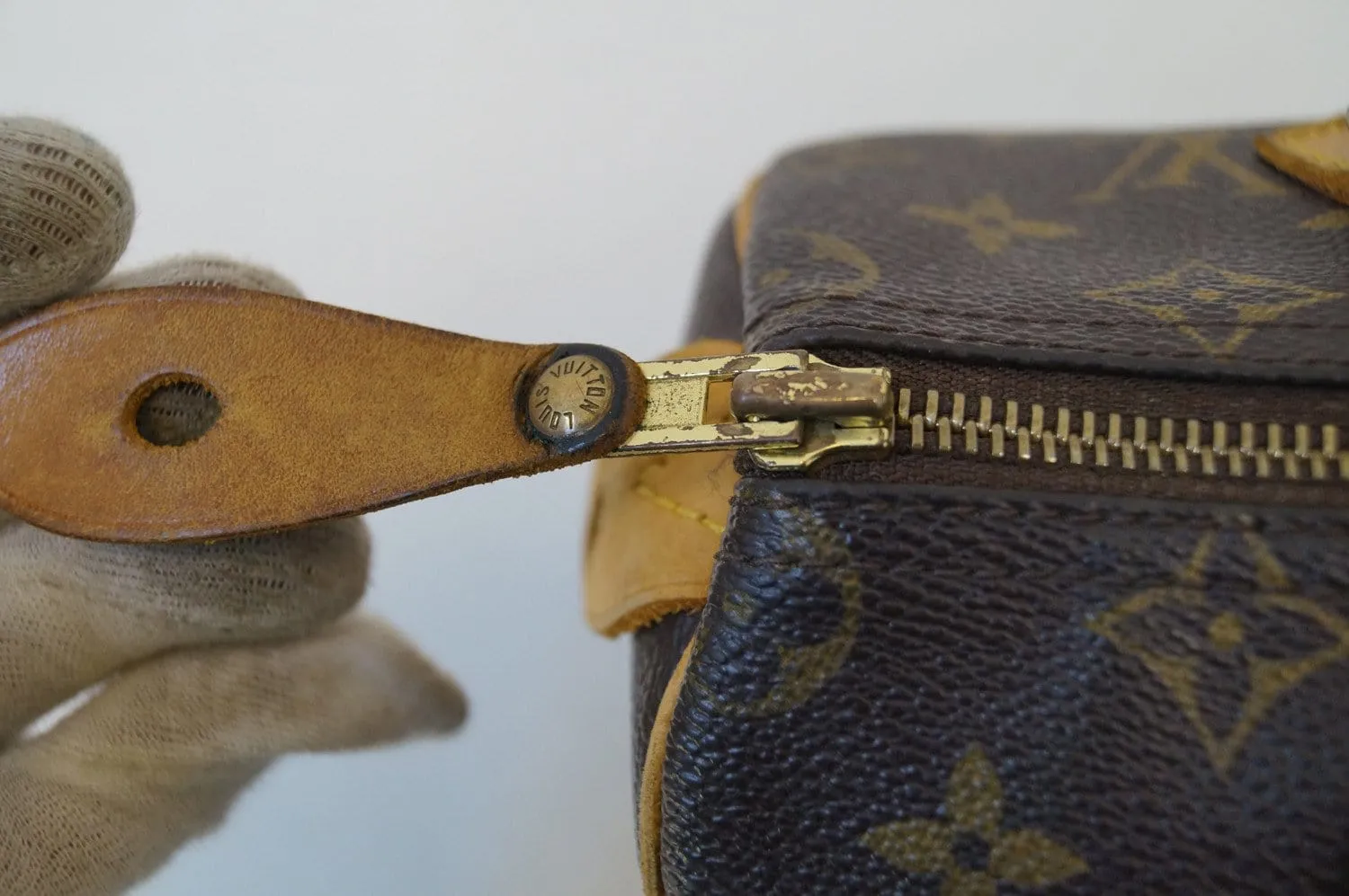 LOUIS VUITTON Monogram Speedy 25 Brown Hand Bag