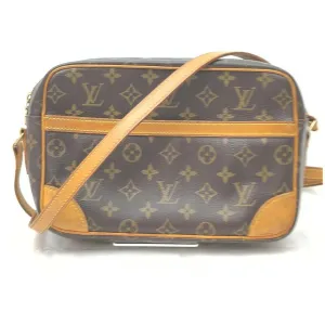 Louis Vuitton Monogram Trocadero Crossbody Bag 862440