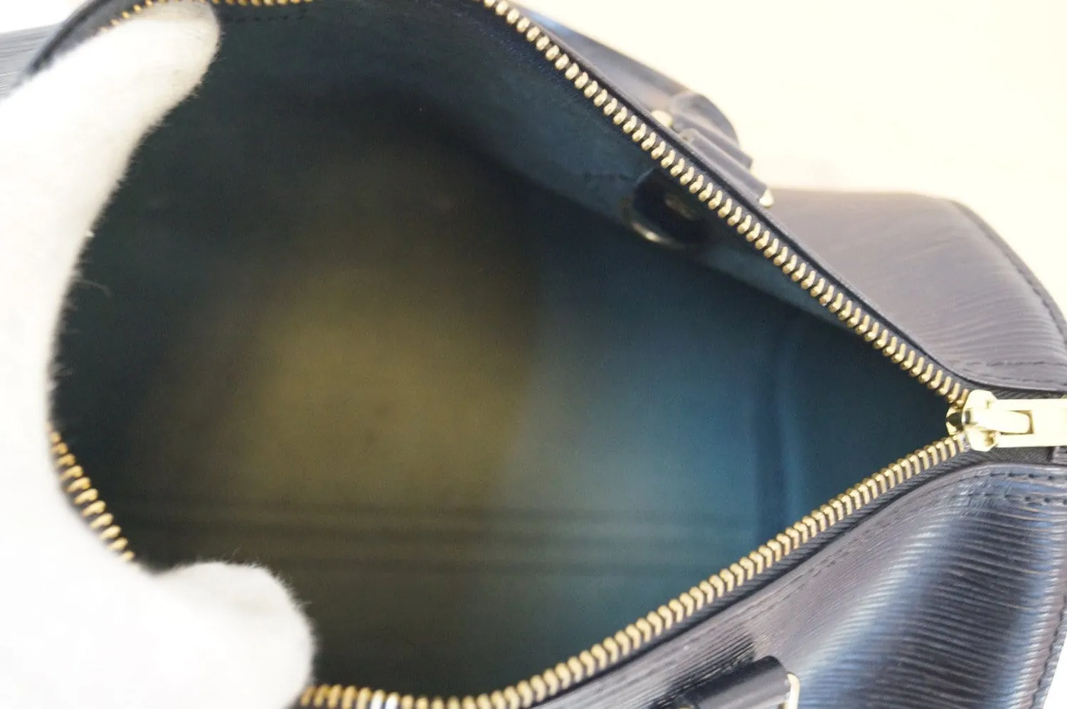LOUIS VUITTON Used HandBag Black Epi Leather Speedy 25 Satchel