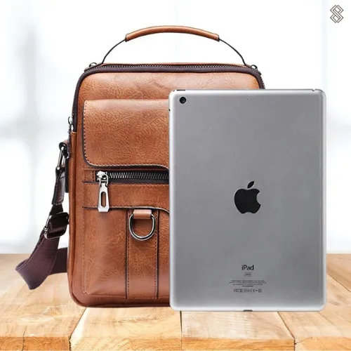 Luxury Leather Crossbody Bag – Elegant, Practical & Timeless