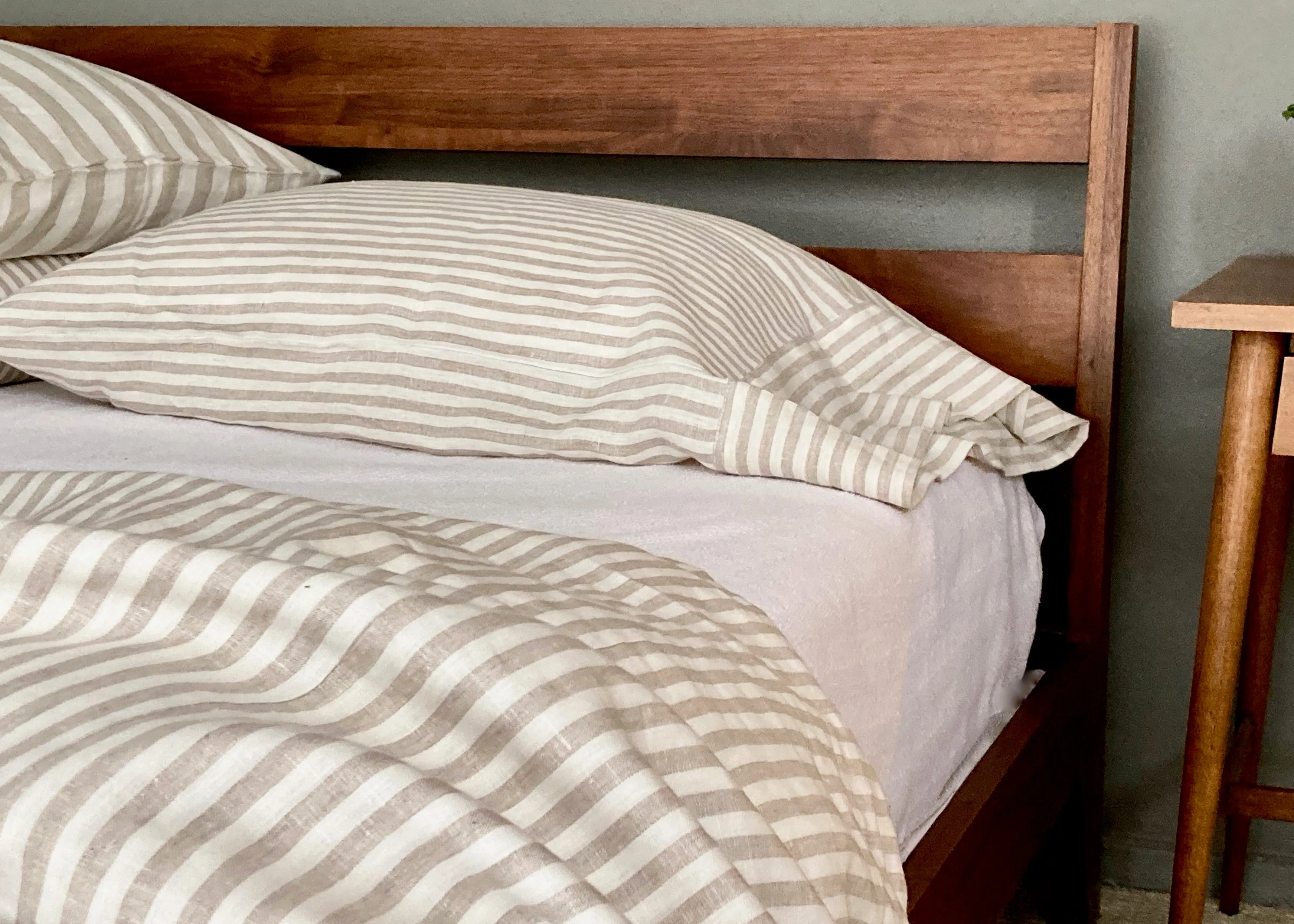 Madrid Stripe Pillowcase Royal Sample