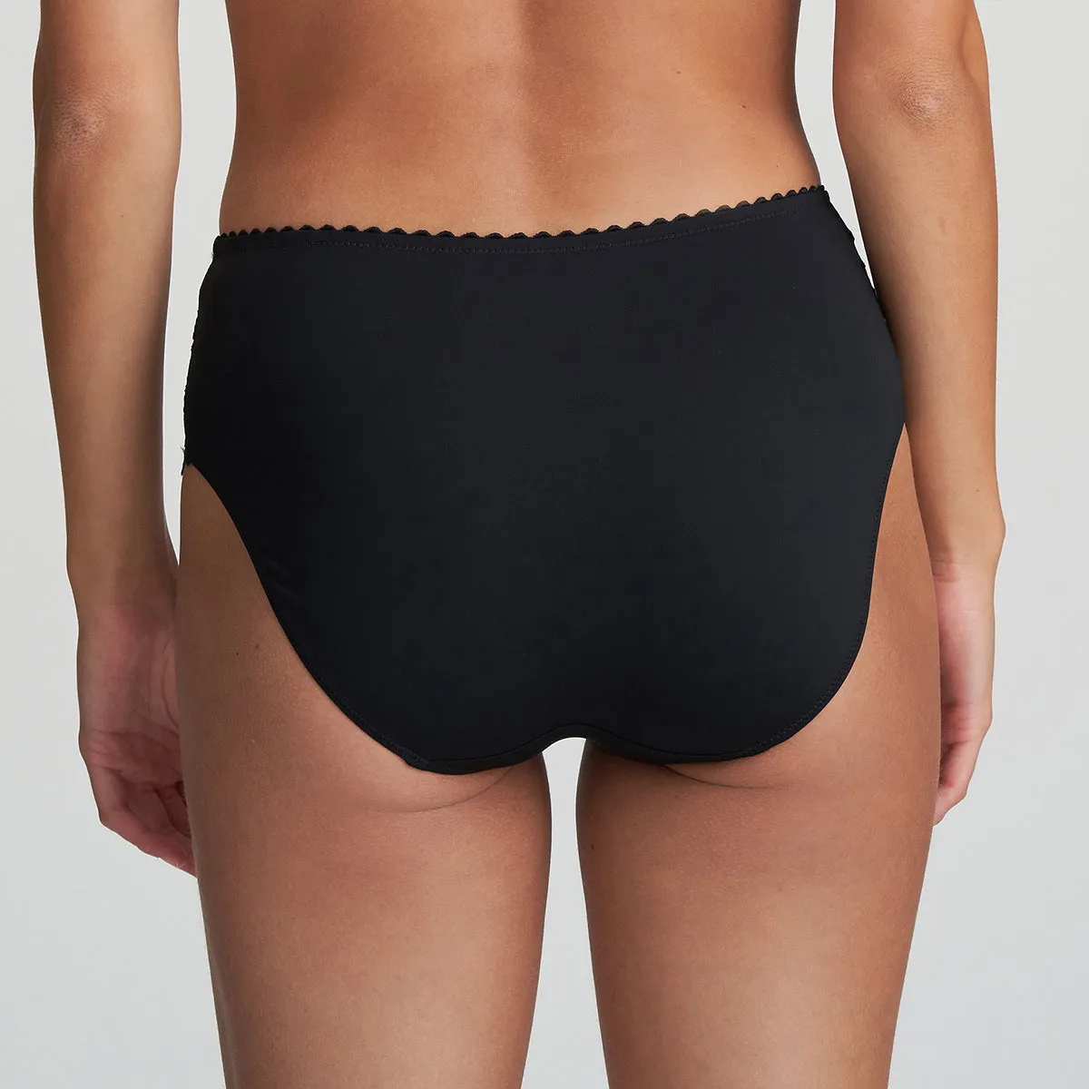 Marie Jo Jane Full Brief