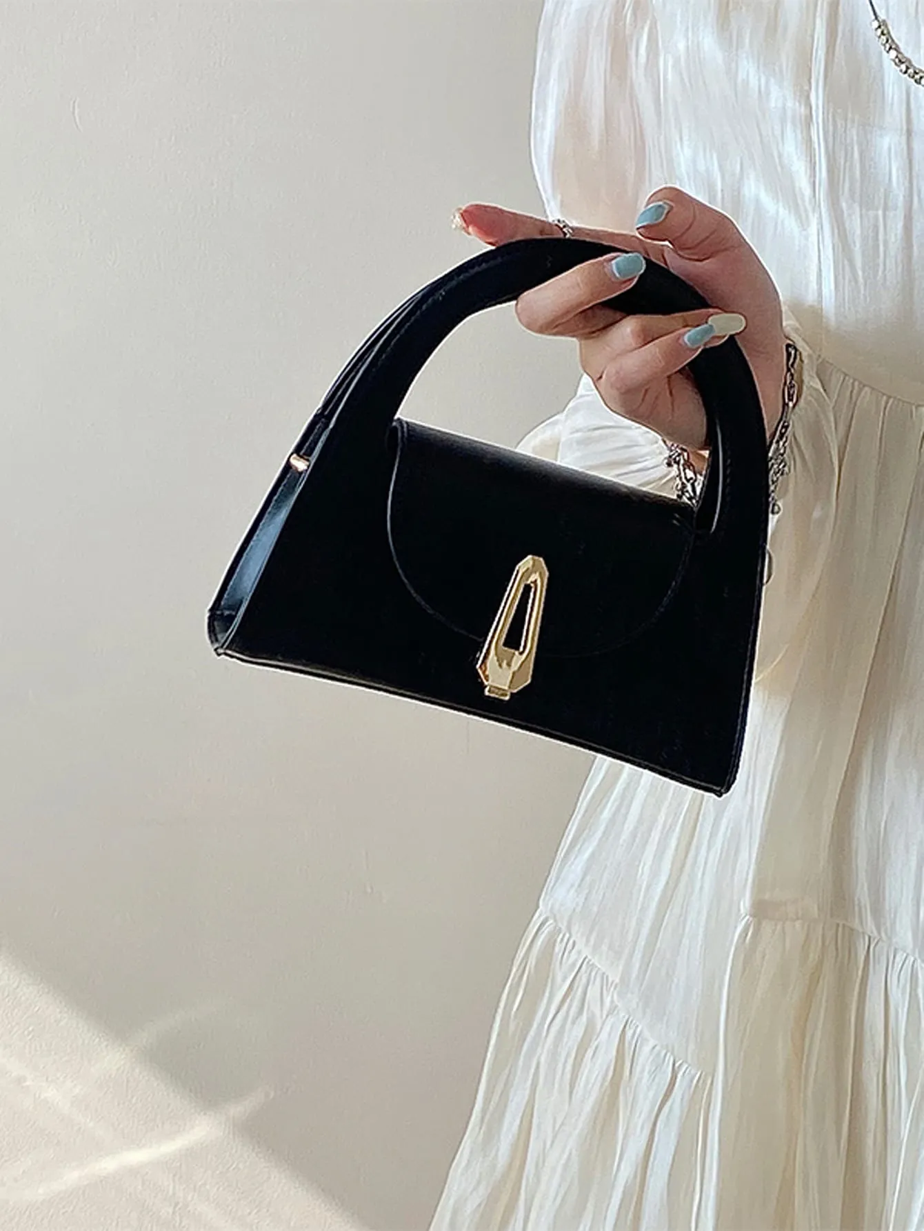 Mini Metal Decor Baguette Bag - Black