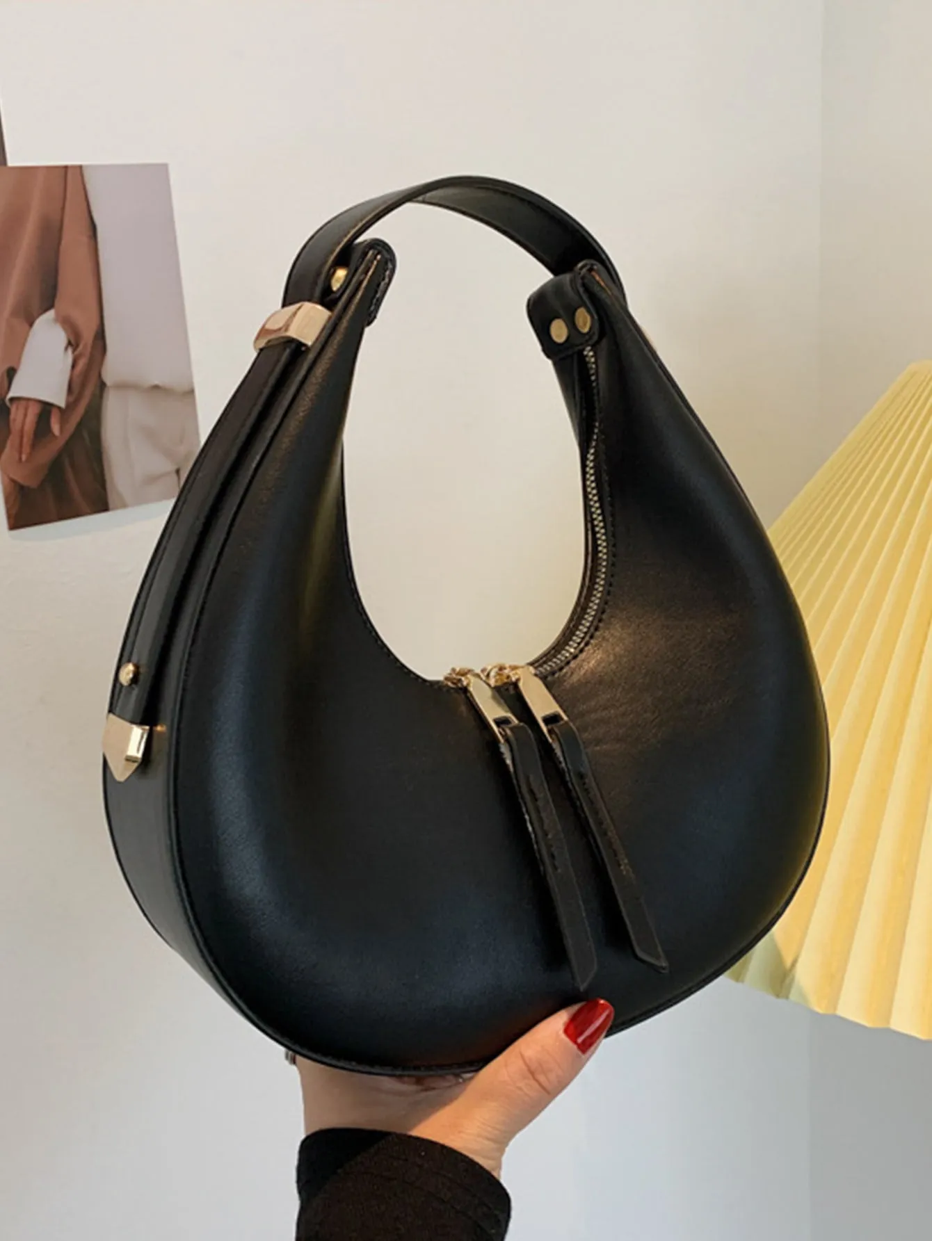 Minimalist Top Handle Baguette Bag - Black
