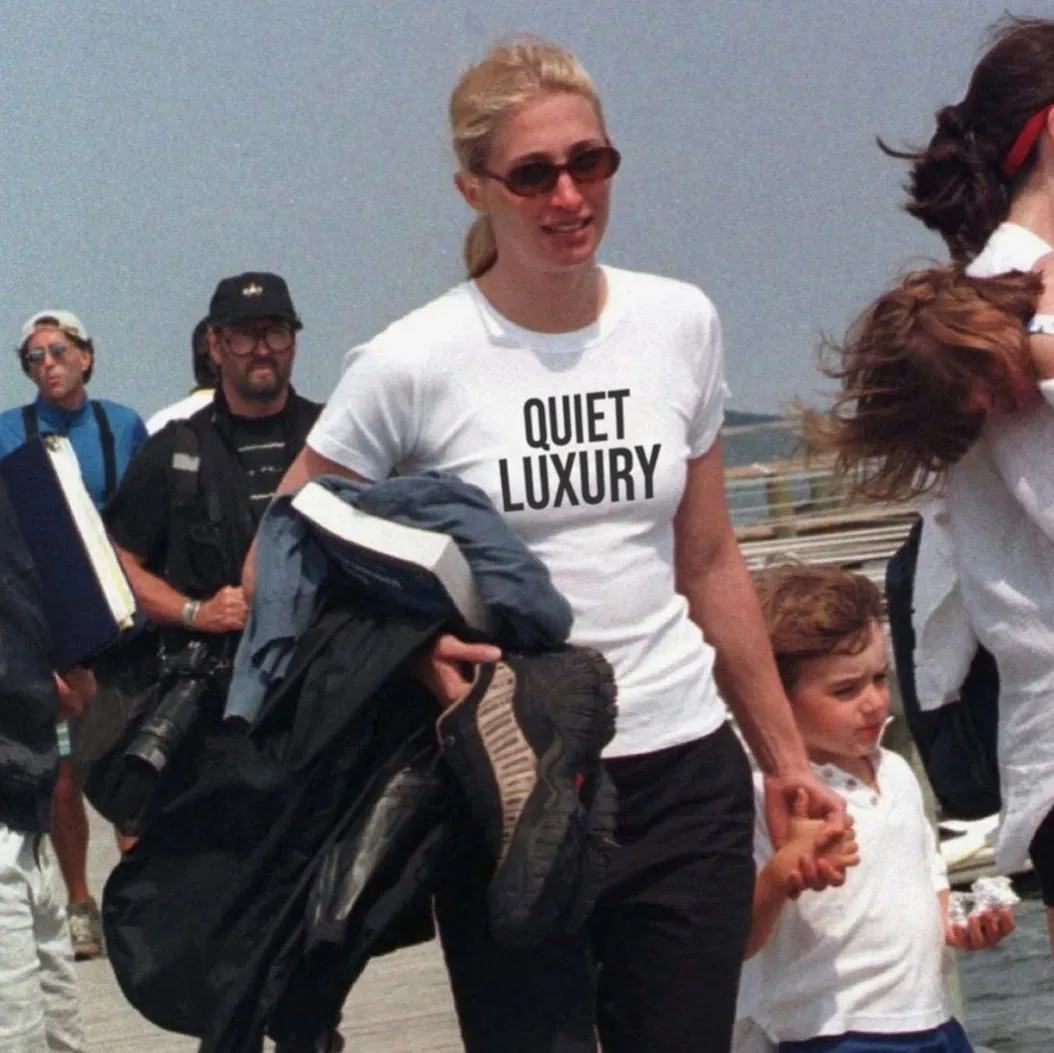 MME. QUIET LUXURY TEE