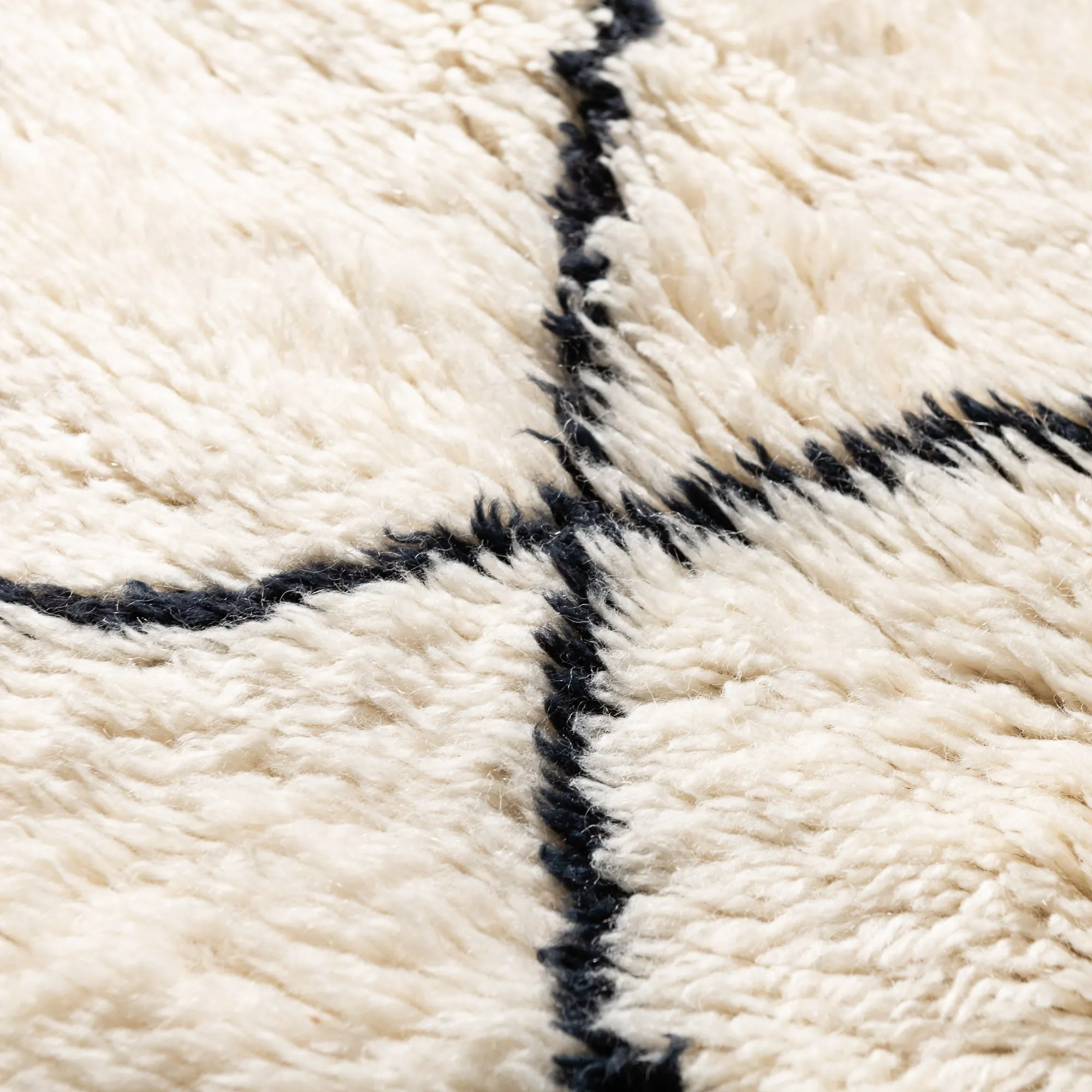 Nadidah - Luxury Shag Moroccan Rug