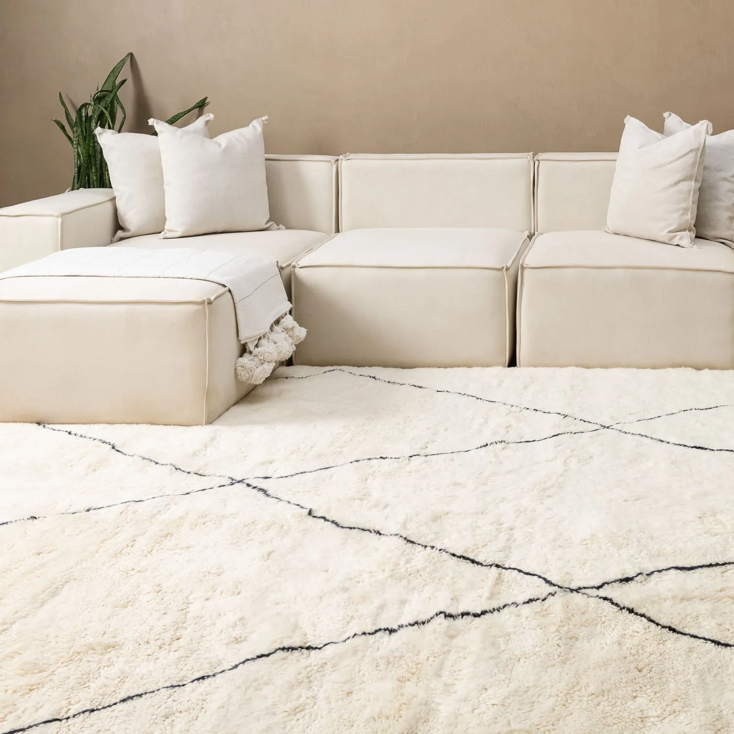 Nadidah - Luxury Shag Moroccan Rug