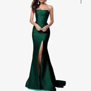New Elegant Green Strapless Evening Gown