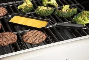 New in box! Cuisinart BBQ Cheese Melt Pan, Black