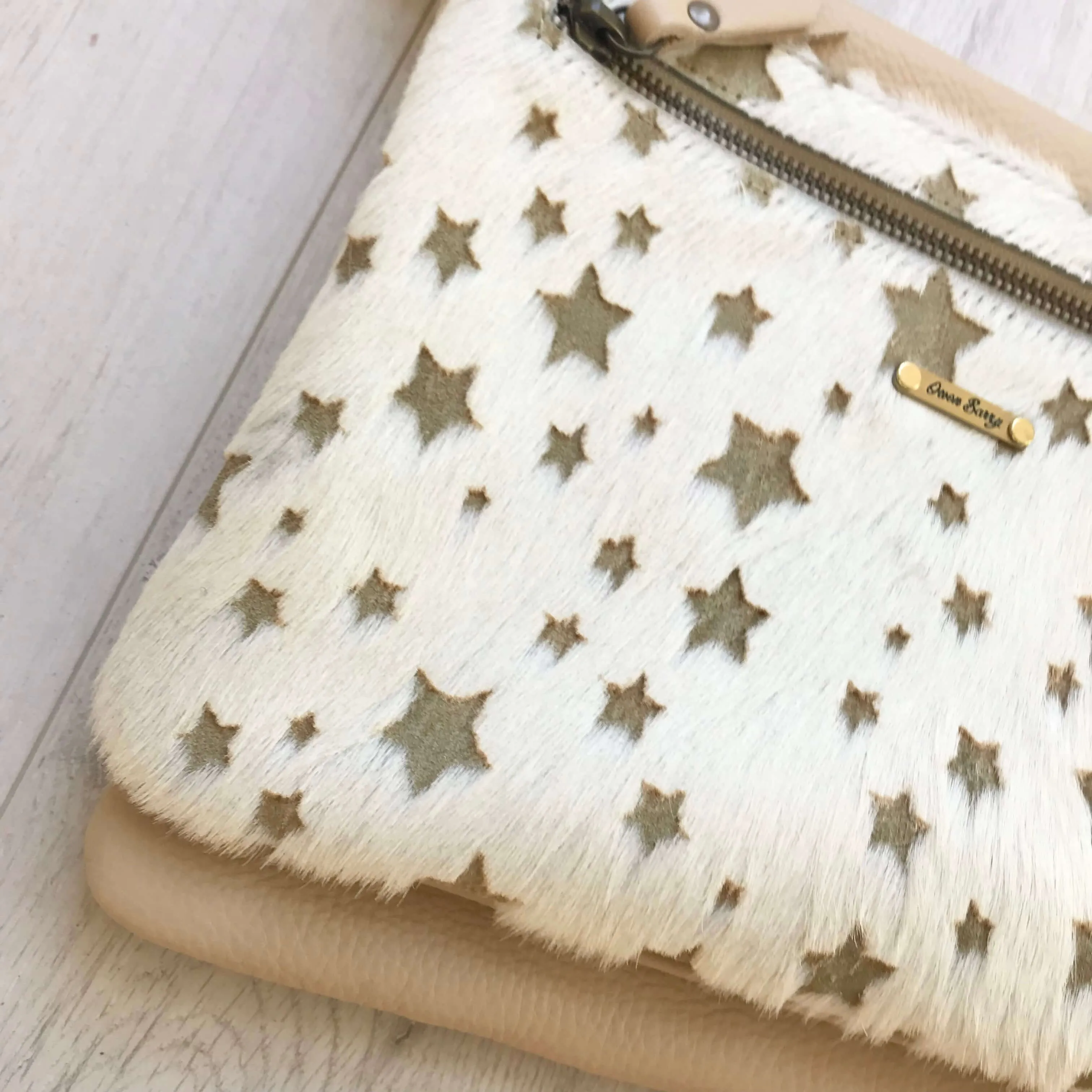 Owen Barry Cole Leather Bag - Neverland Pebbles