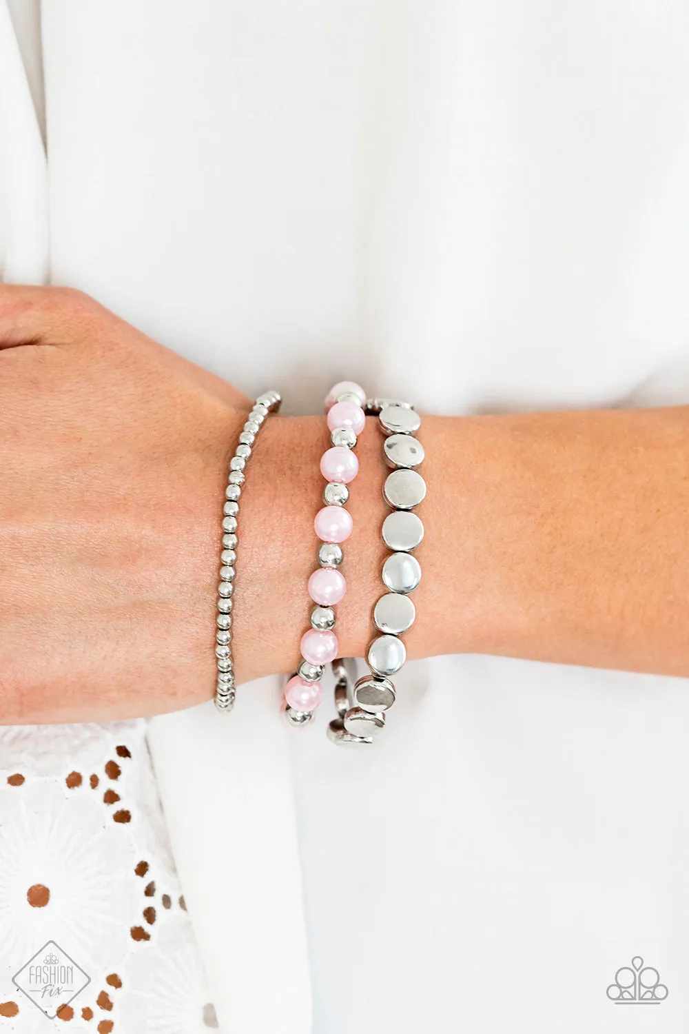 Paparazzi - Fashion Fix - Pink Pearl Necklace Set