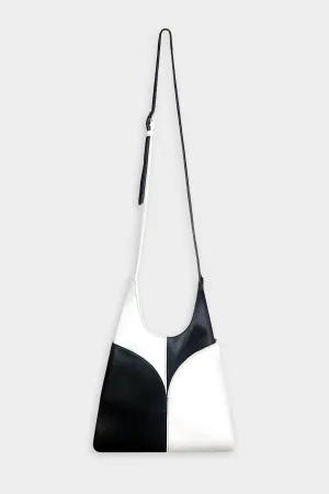 Pilar Hobo in Black and White