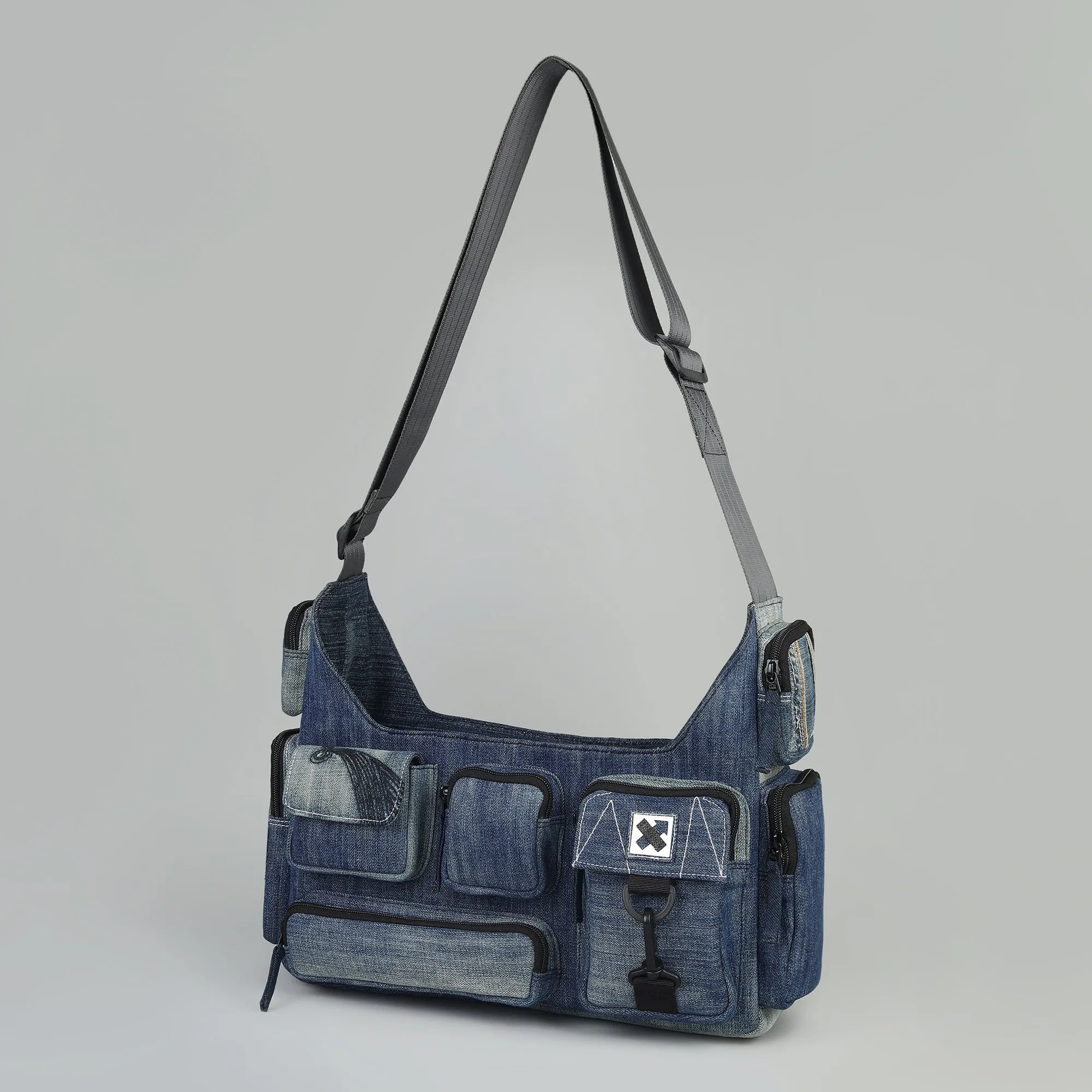 POCKET CLUSTER 306.25 MESSENGER BAG