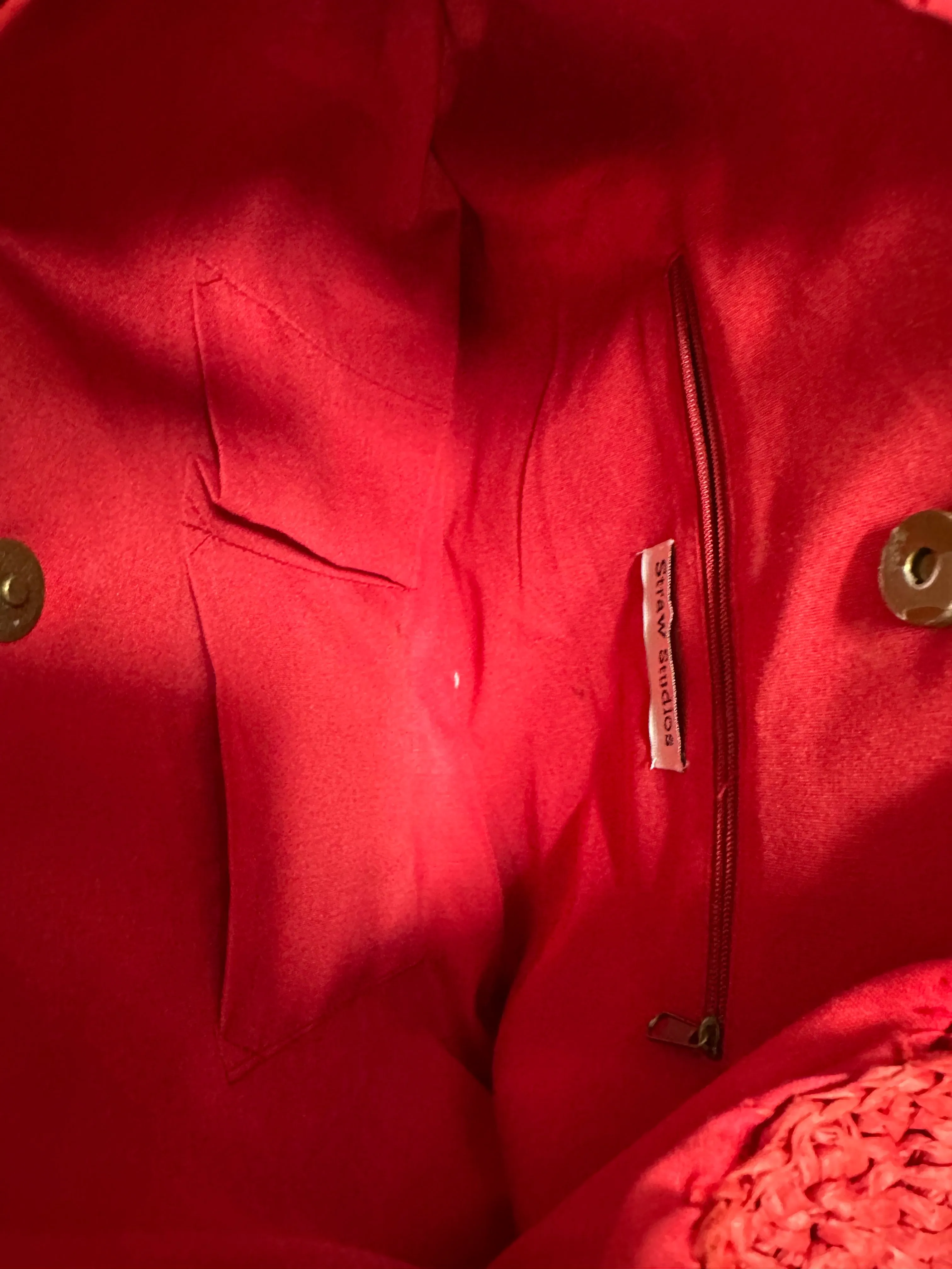 Red Handbag Clothes Mentor, Size Small