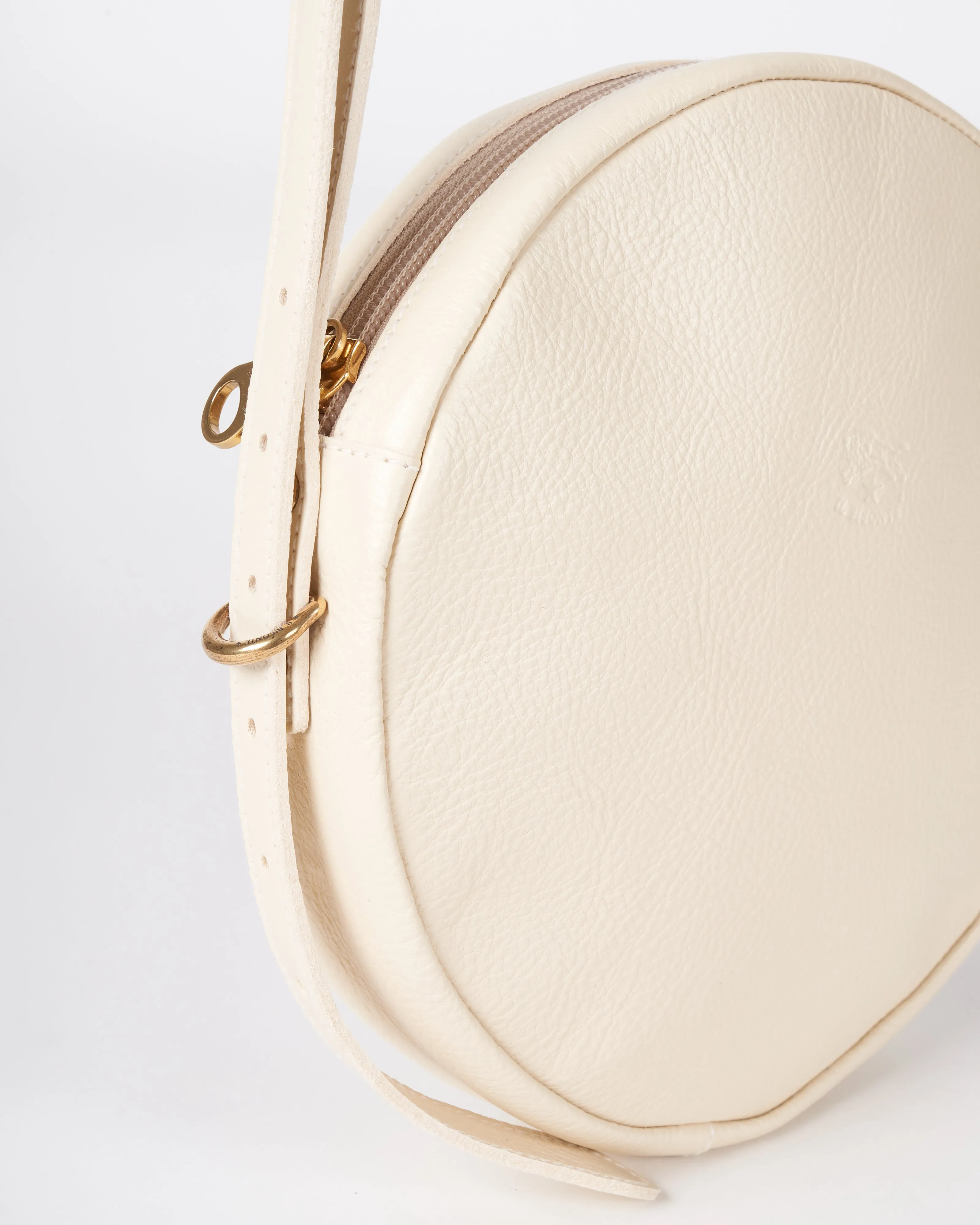 round avorio crossbody - white