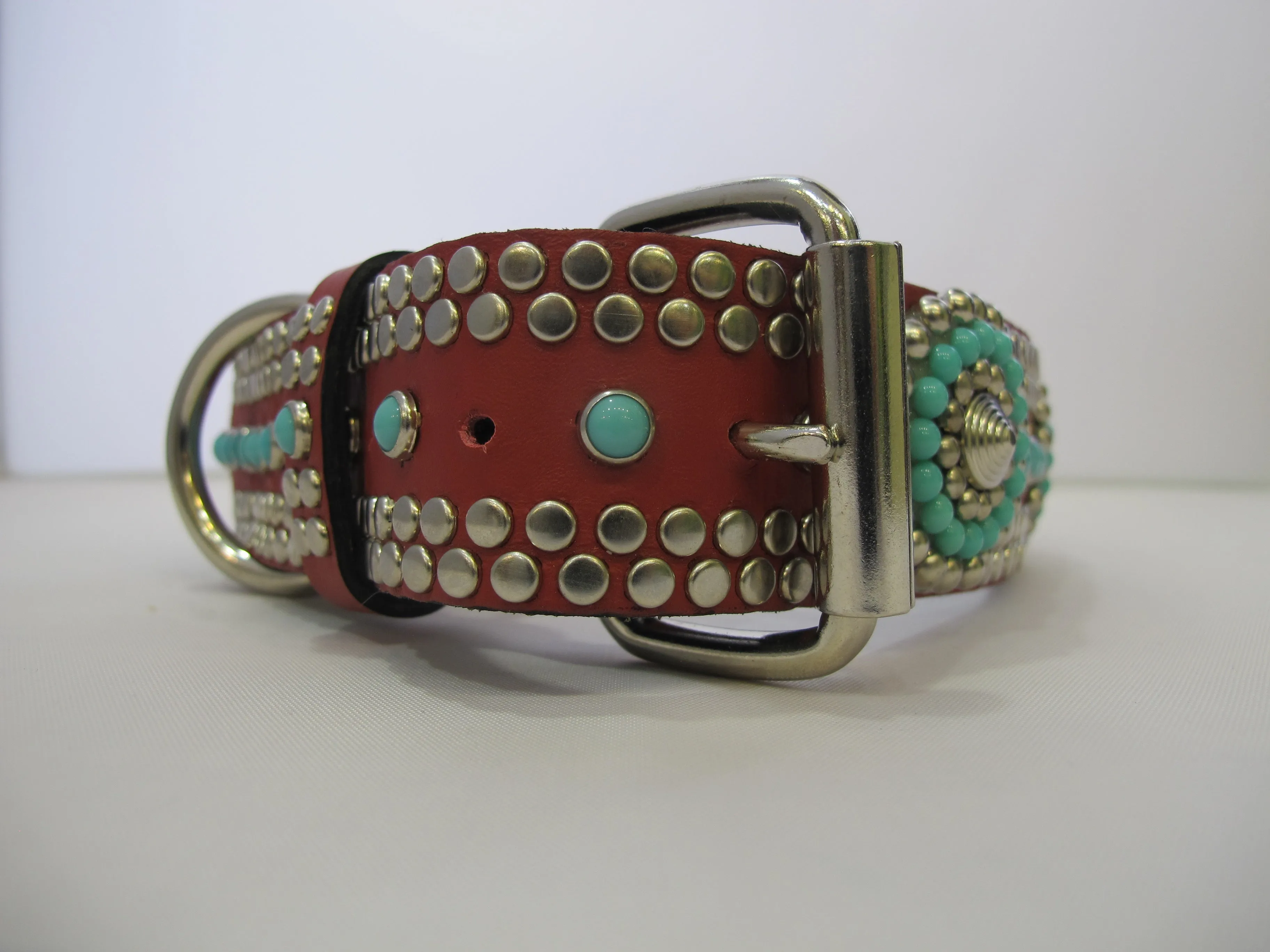 Santa Fe 1.5" Collar Red Leather / Turquoise Stones