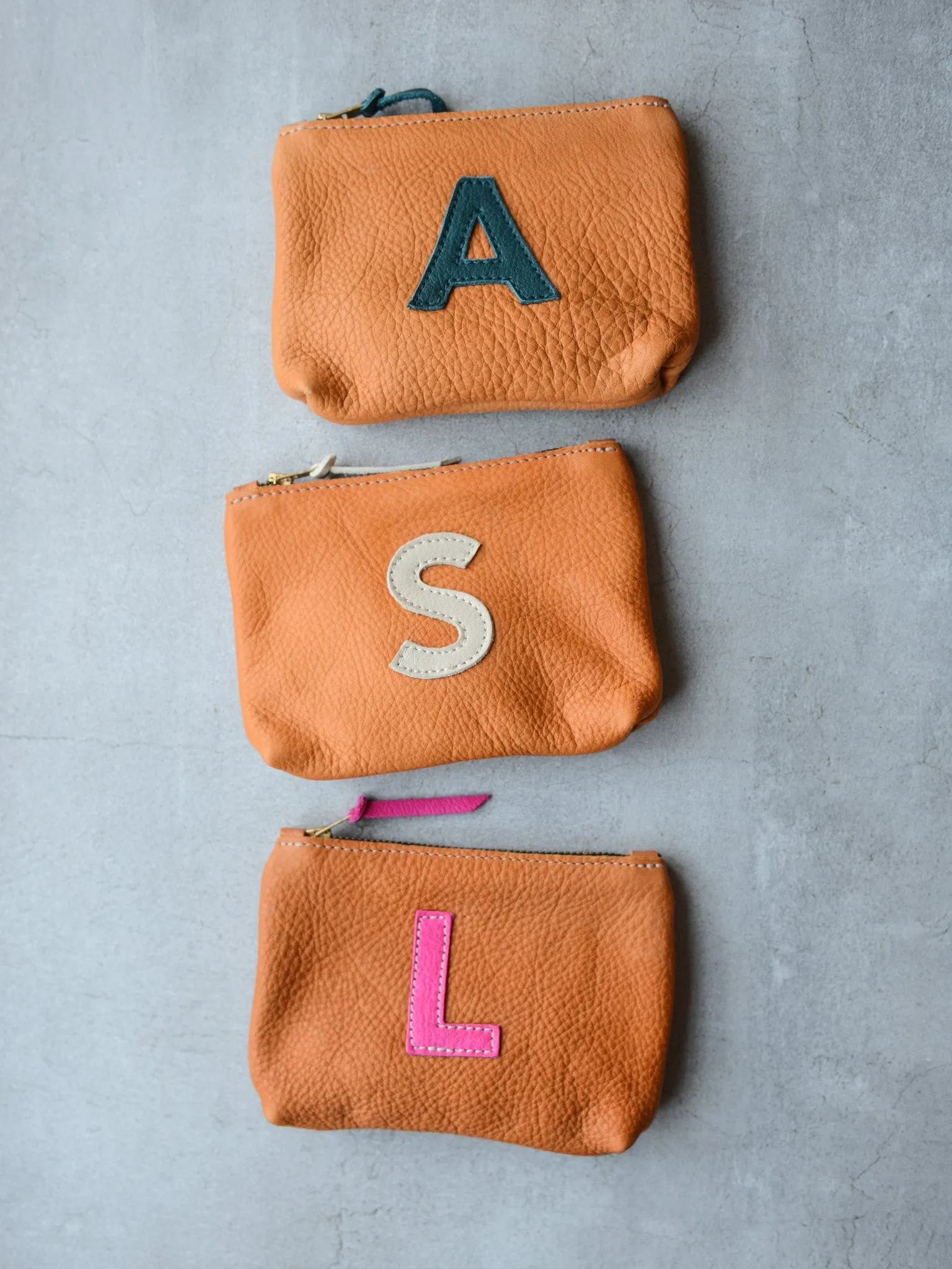 SMALL INITIAL POUCH - OCHRE YELLOW