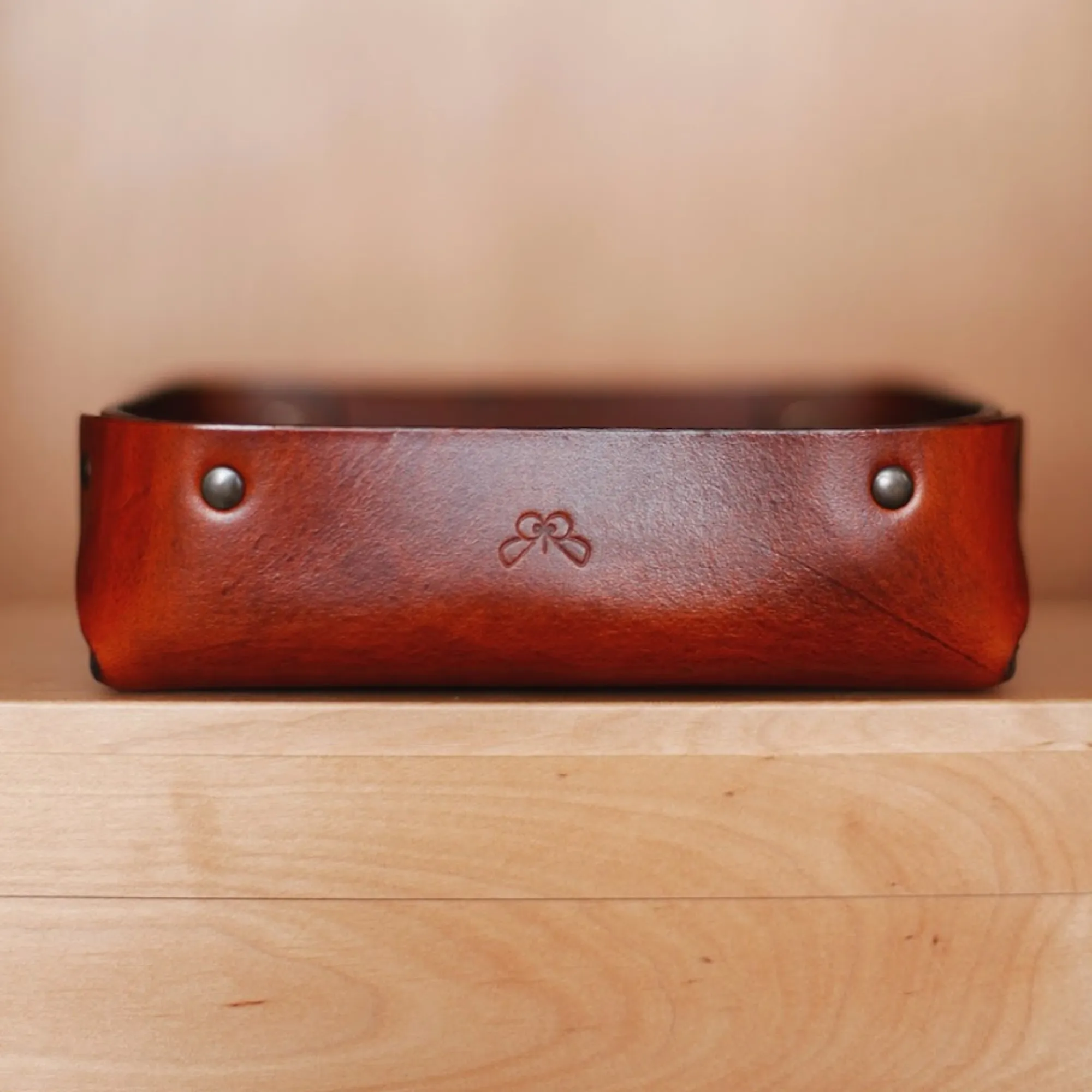 SMALL LEATHER VALET TRAY / OLD