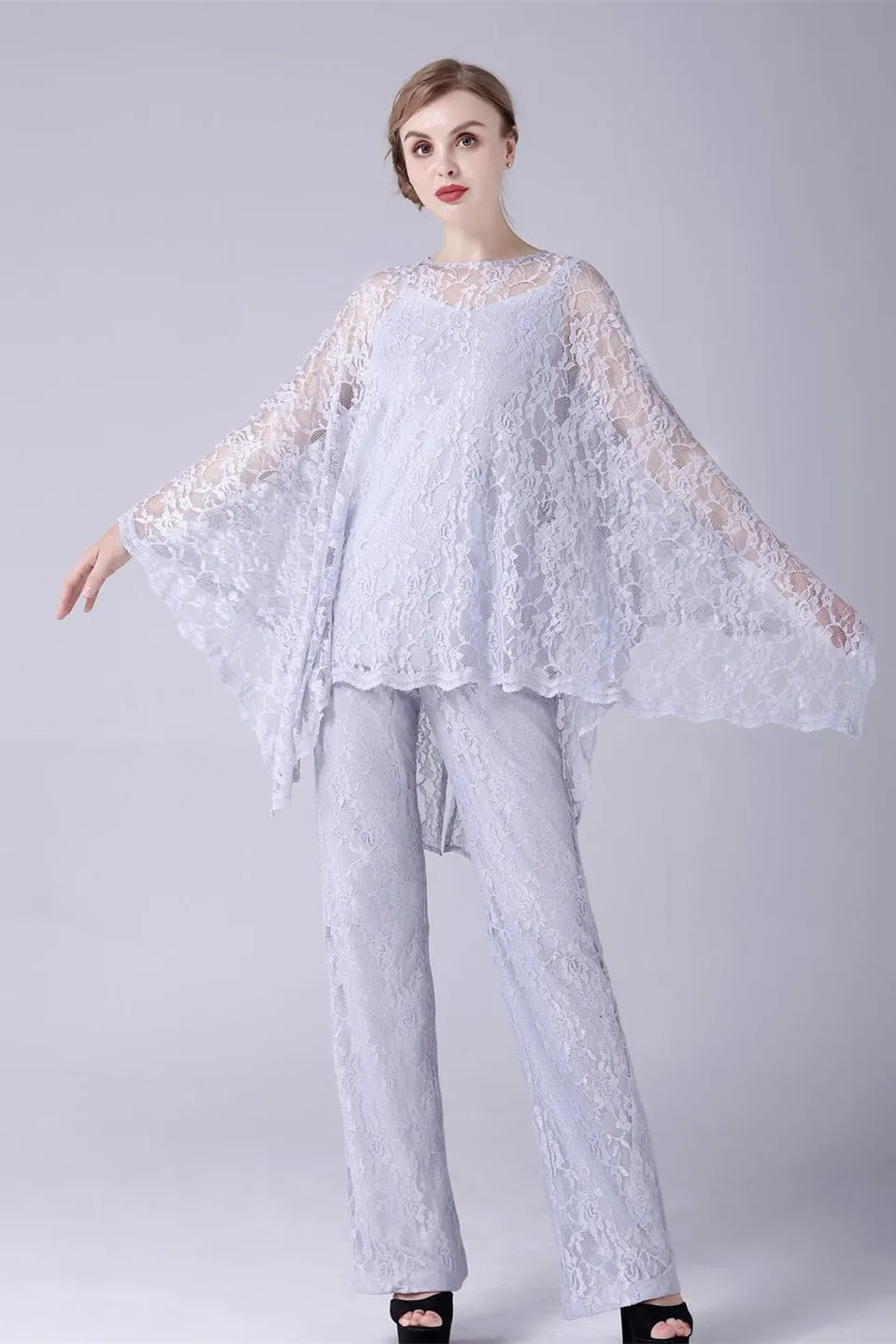 Spaghetti strap sleeveless lace vintage mother's suit