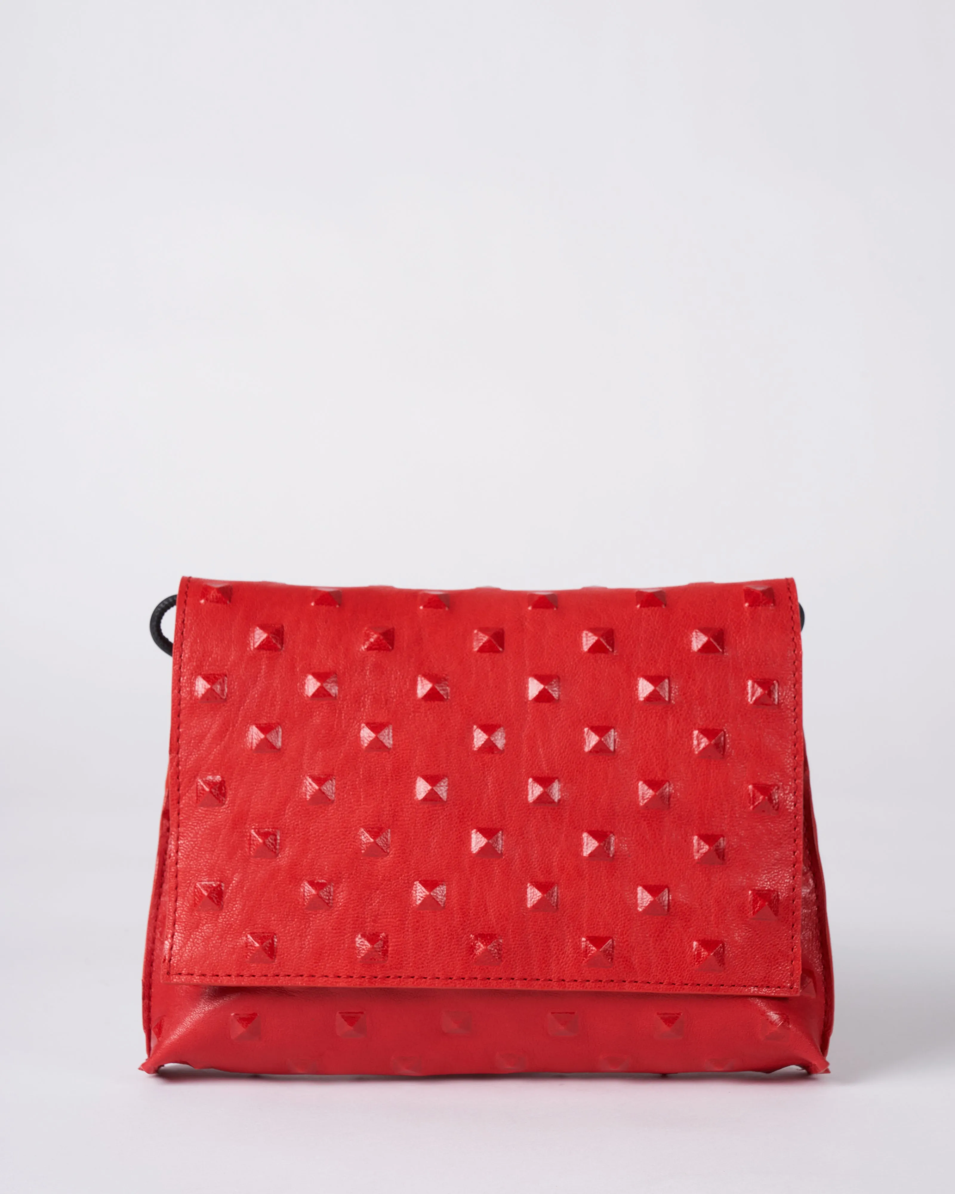 strappy foldover - red stud
