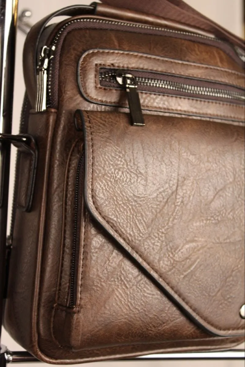 TRENDY EURO STYLE BROWN PLEATHER HANDBAG